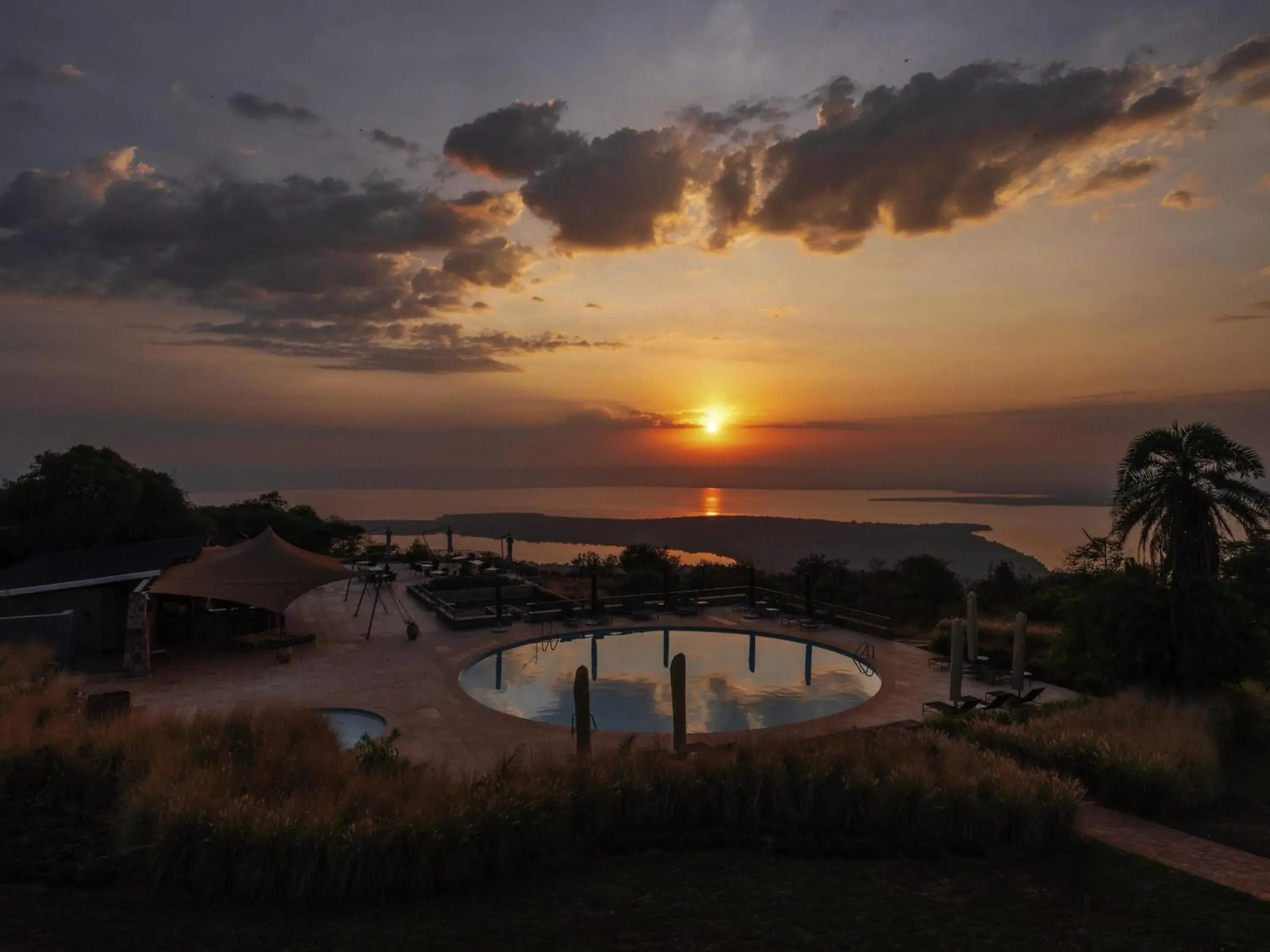 Pool view in Mantis Akagera Game Lodge Pool view in Mantis Akagera Game Lodge