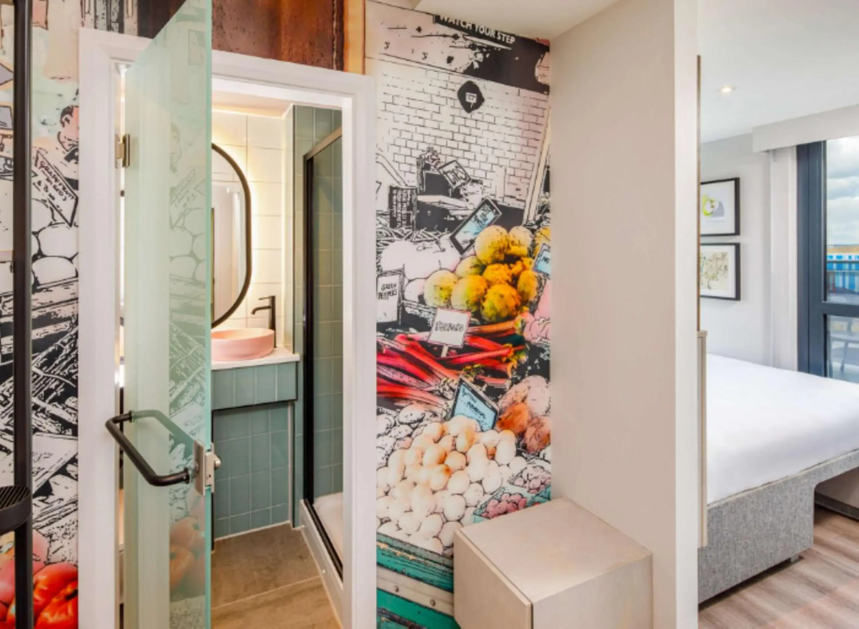 Photo of the whole room, Bed in Spark by Hilton London Romford Photo of the whole room, Bed in Spark by Hilton London Romford