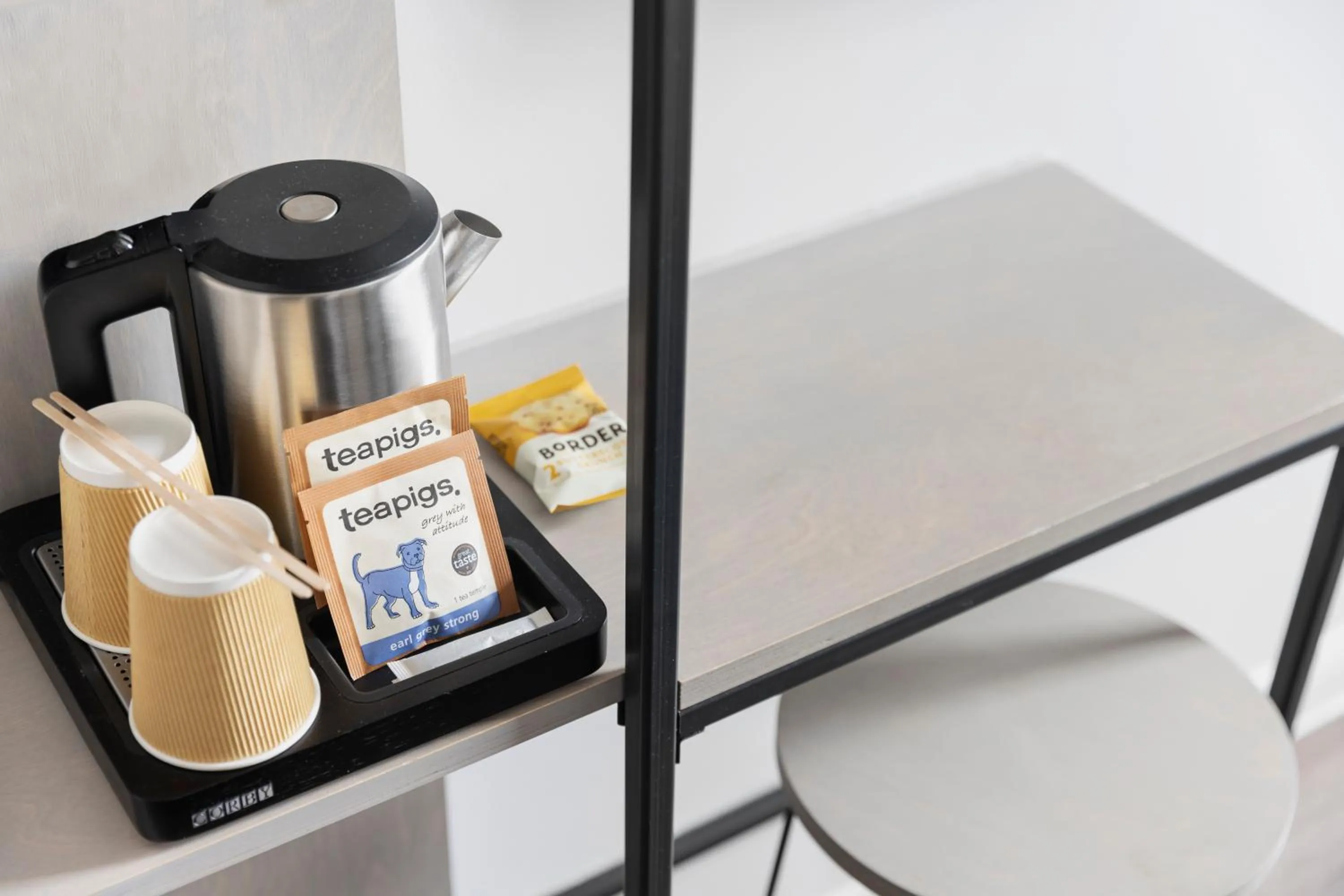 Coffee/tea facilities in Spark by Hilton London Romford