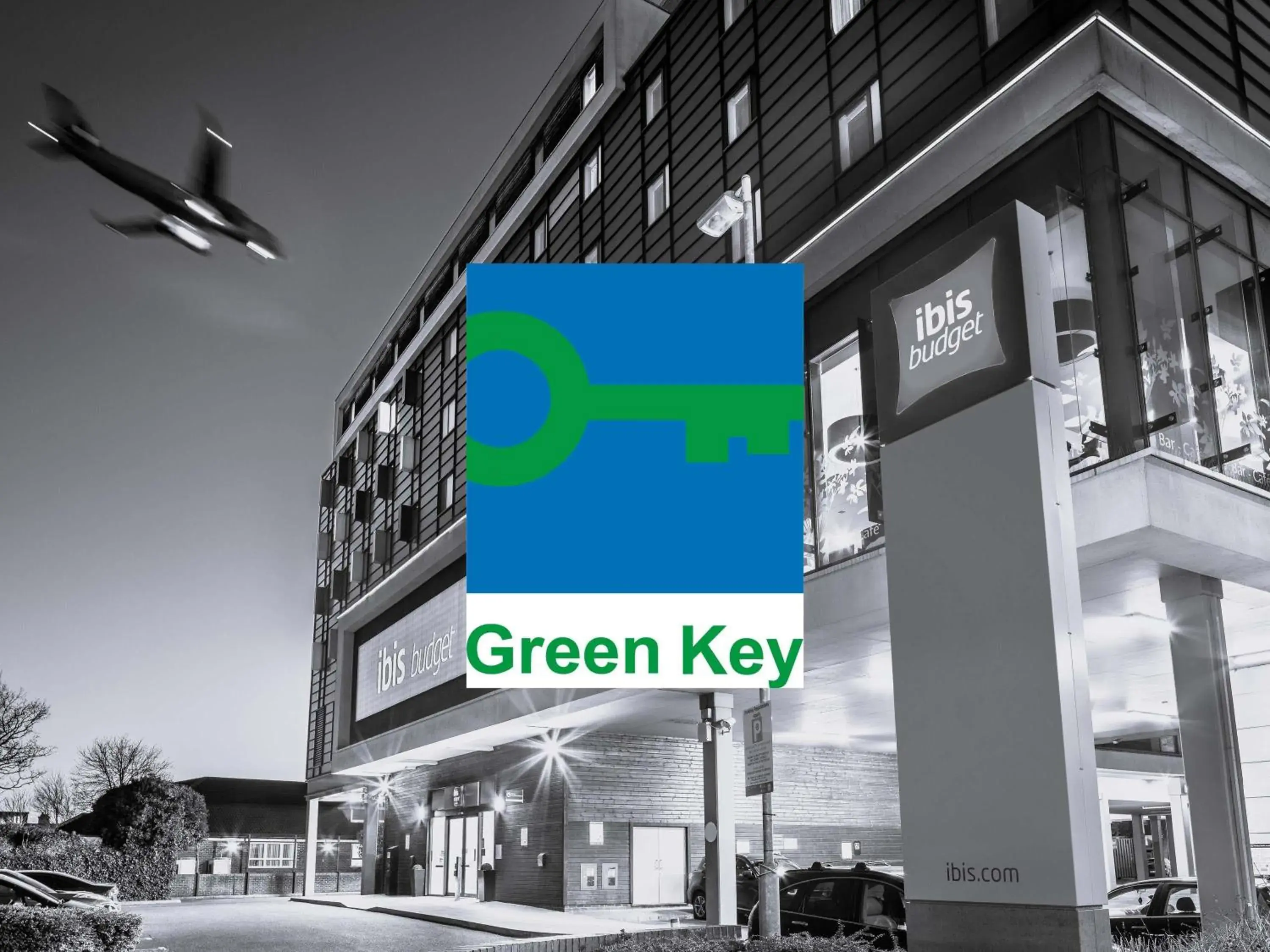 Property building in ibis budget London Heathrow Central Property building in ibis budget London Heathrow Central