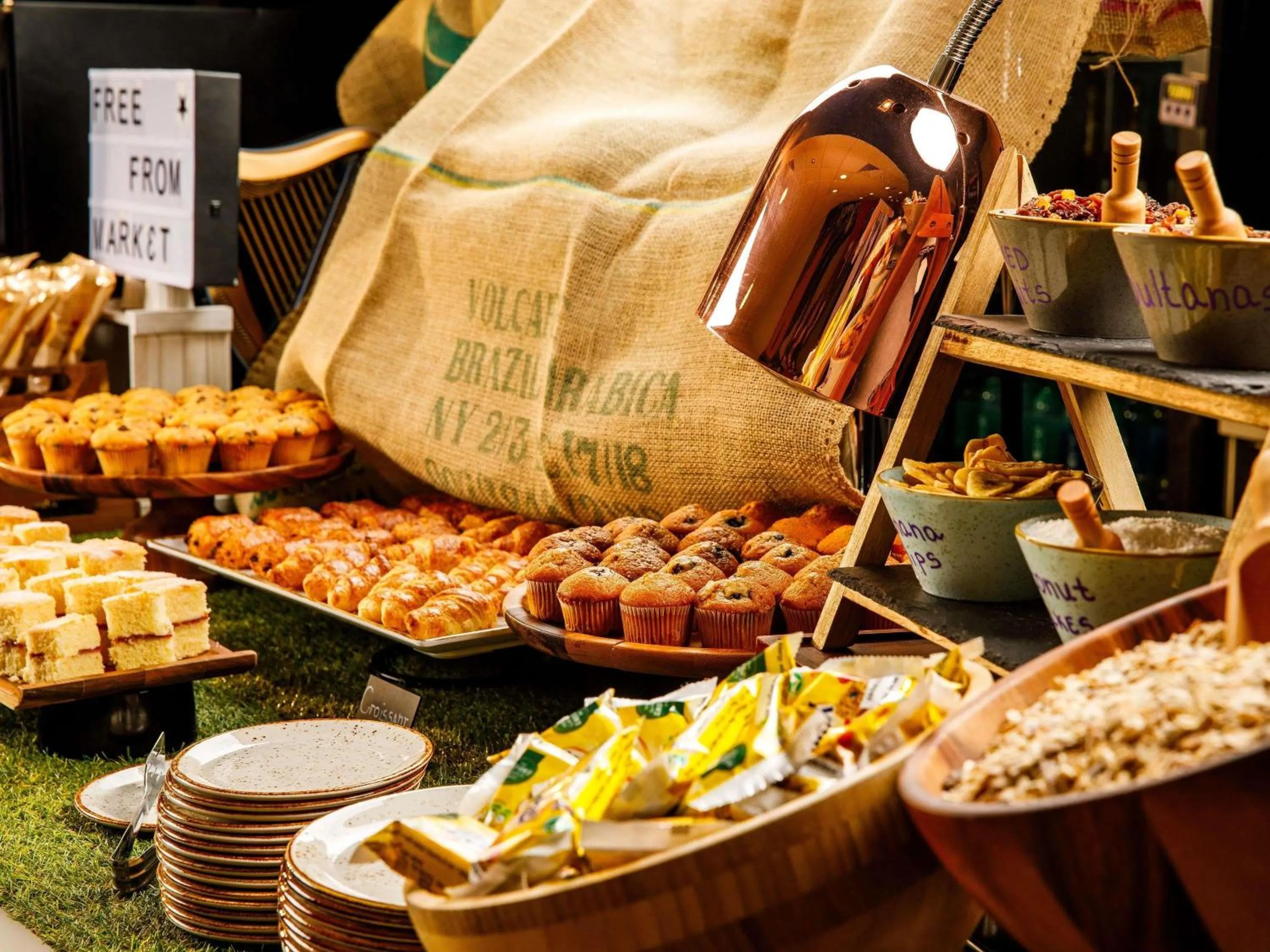 Property building in ibis budget London Heathrow Central