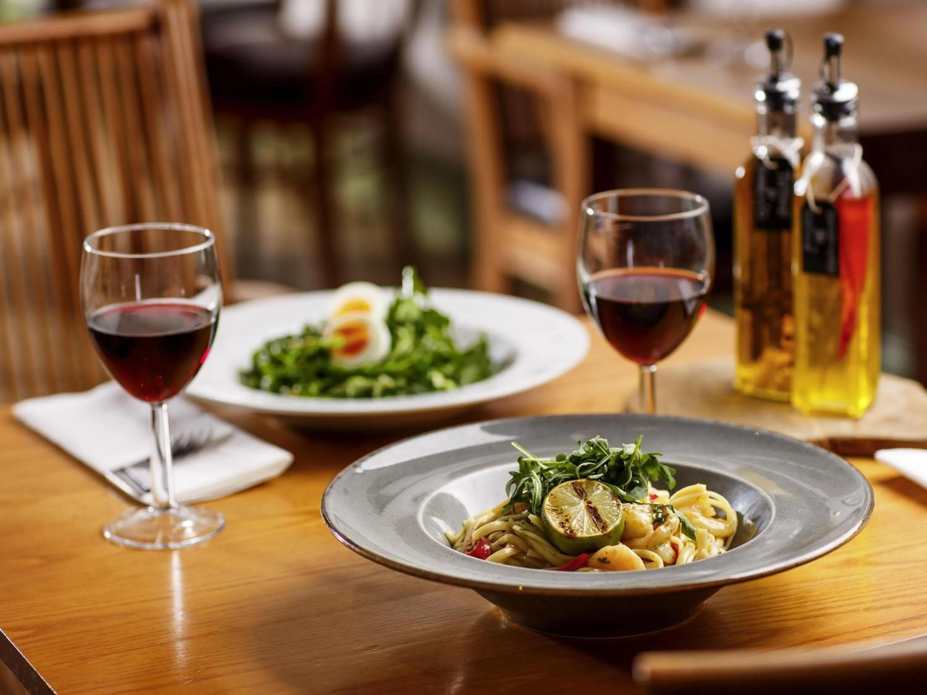 Restaurant/places to eat in ibis budget London Heathrow Central