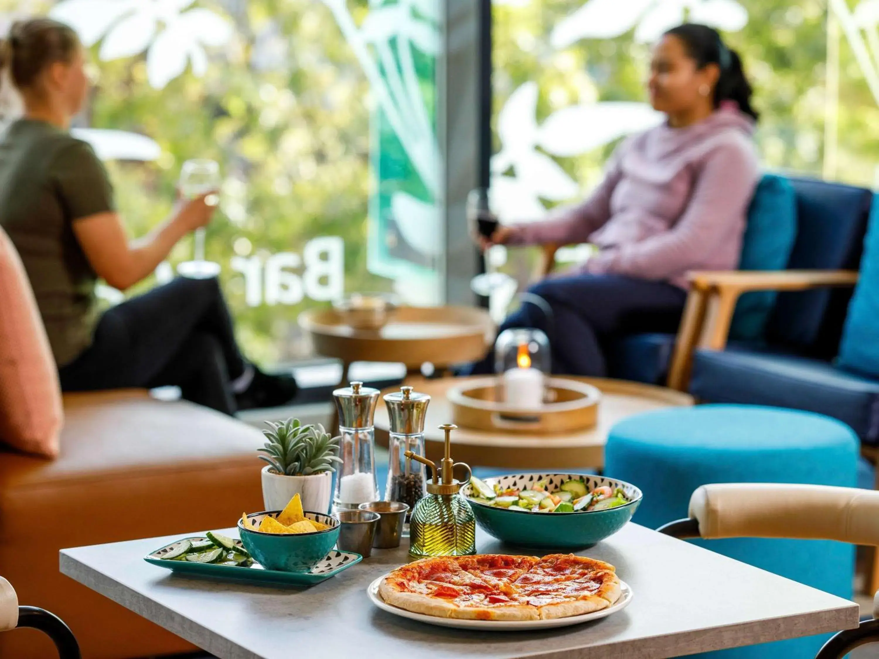Restaurant/places to eat in ibis budget London Heathrow Central Restaurant/places to eat in ibis budget London Heathrow Central