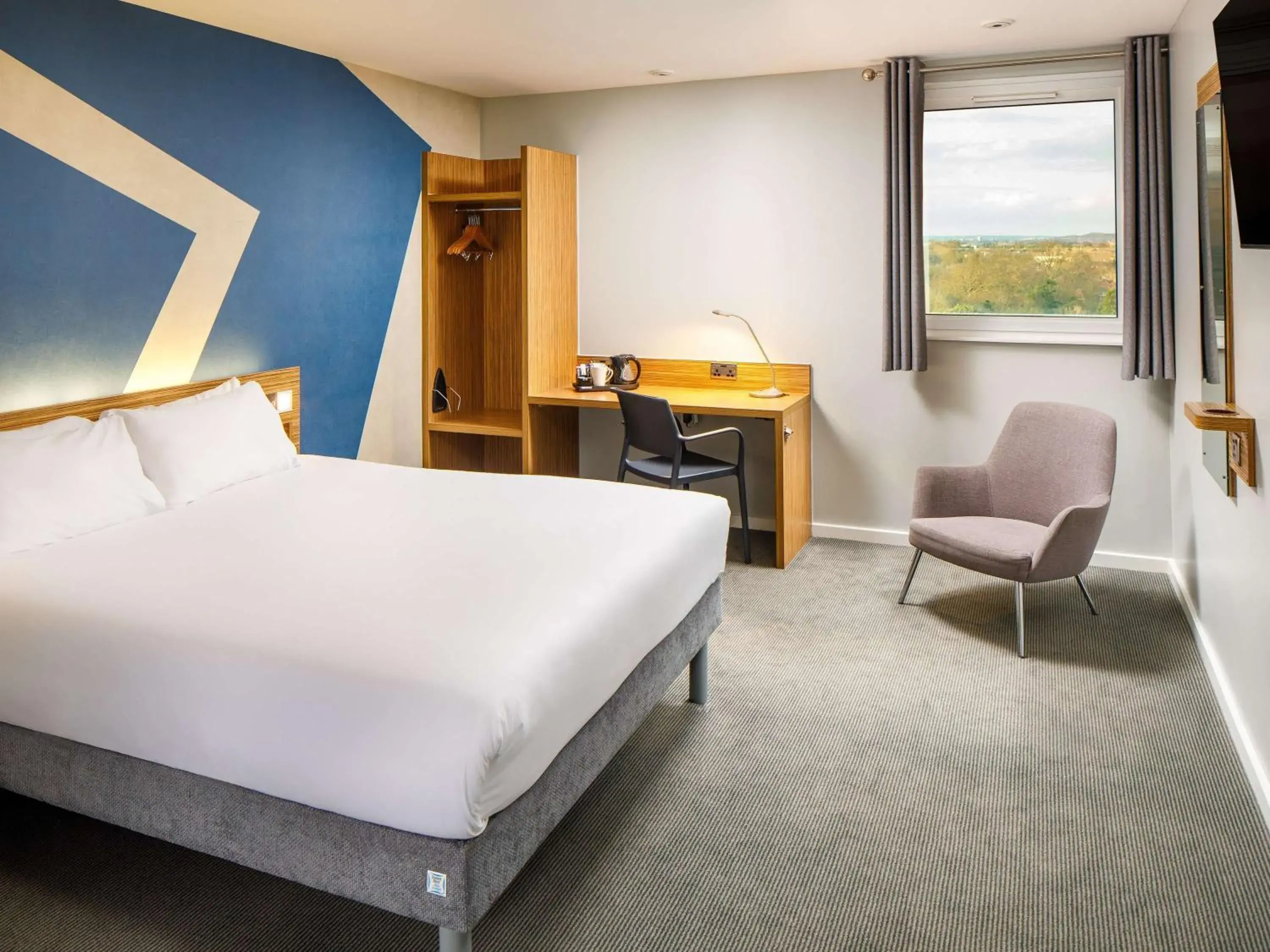 Property building, Bed in ibis budget London Heathrow Central Property building, Bed in ibis budget London Heathrow Central