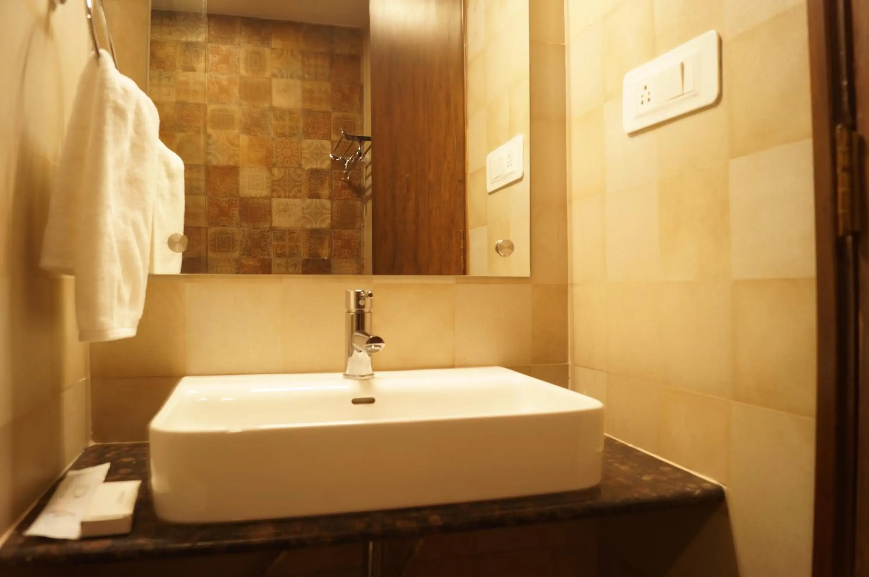 Bathroom in Sharayu One Bathroom in Sharayu One