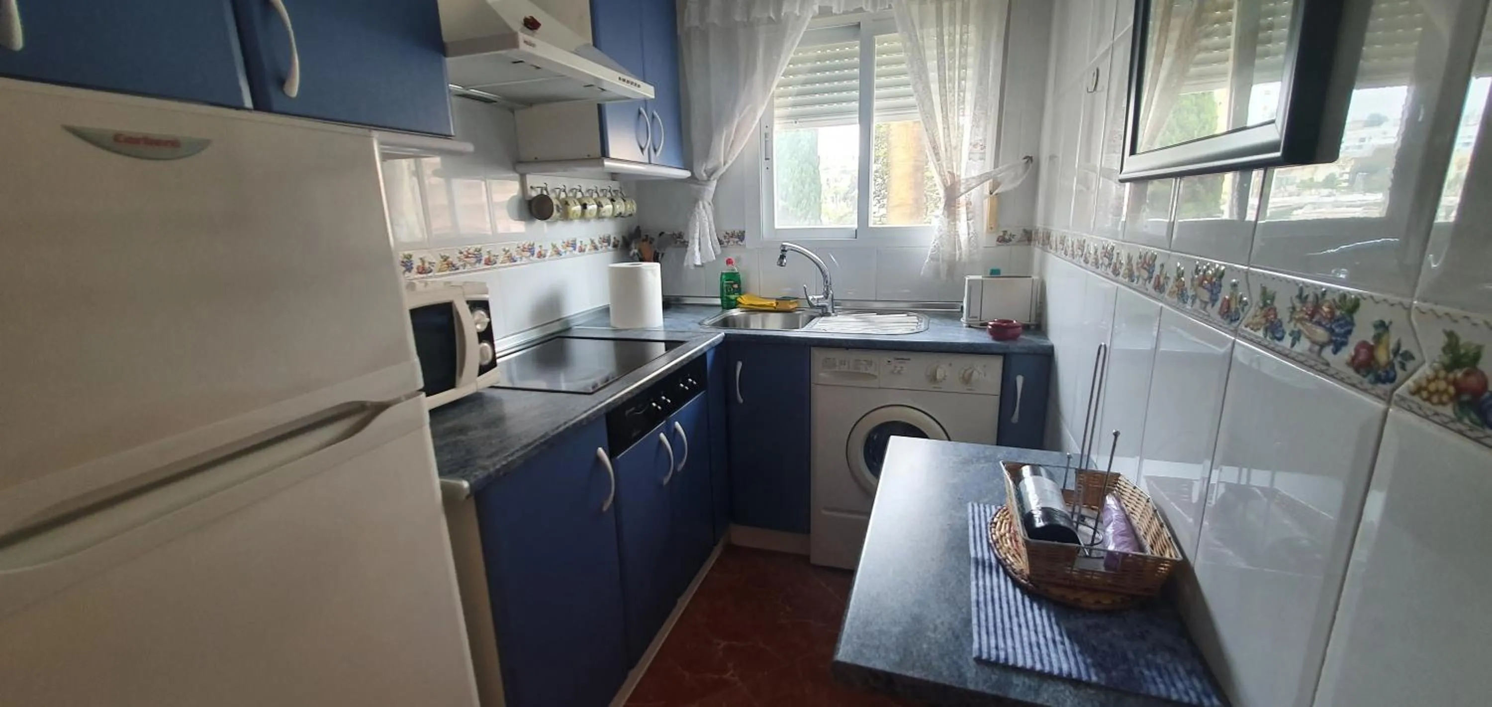 Kitchen or kitchenette in APARTAMENTO Torre Del Mar