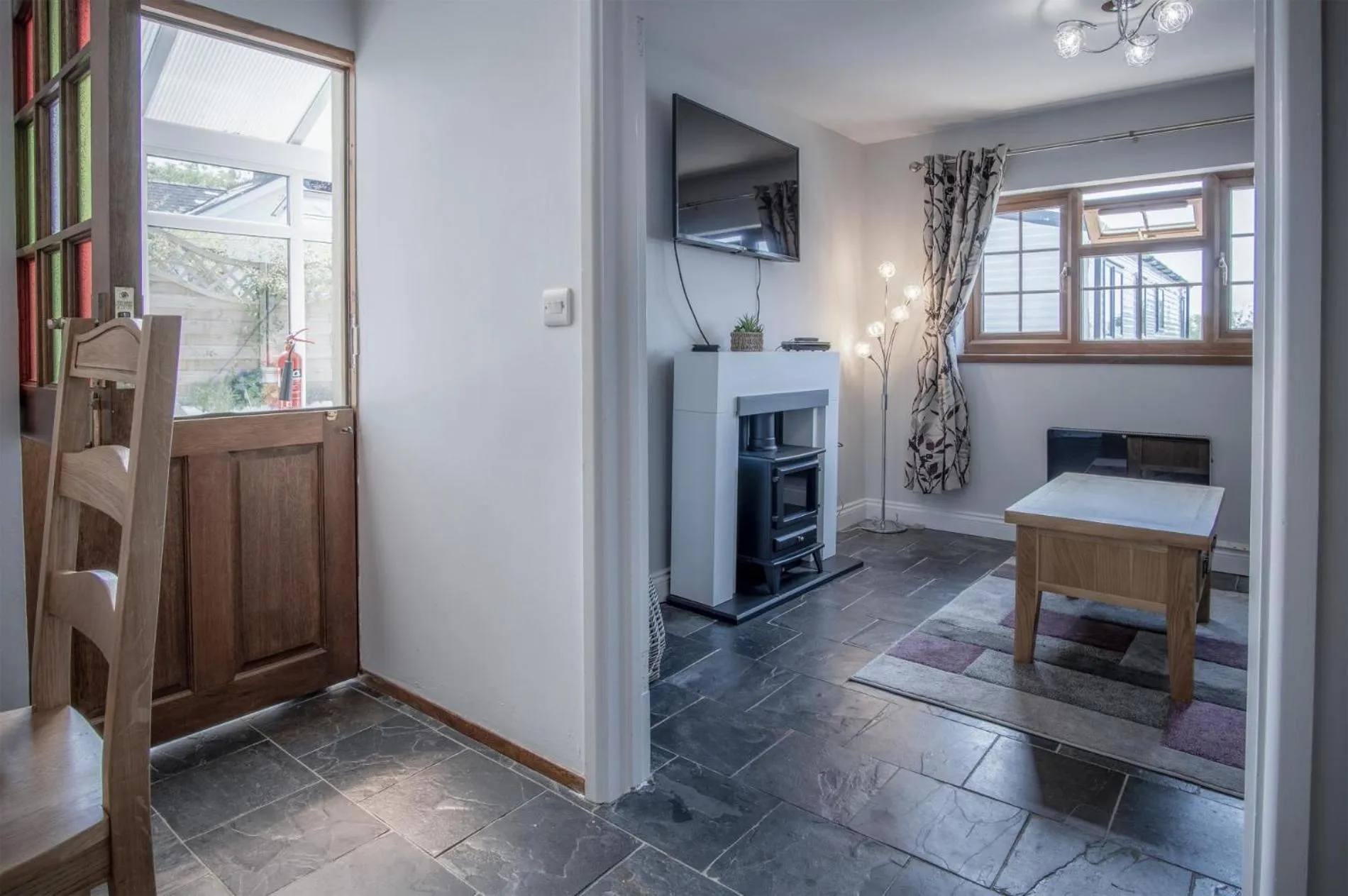 Floor plan in Lilac Cottage - 1 Bedroom Cottage - Amroth