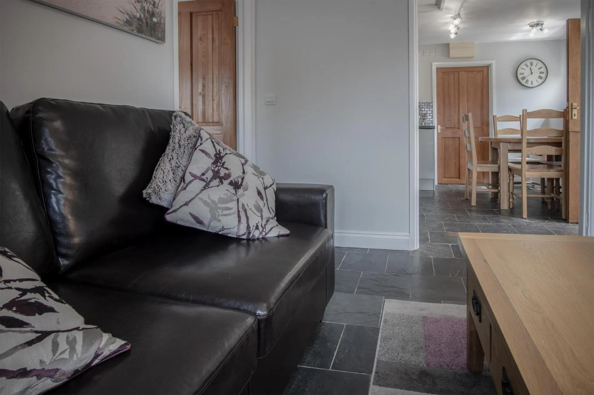 Floor plan in Lilac Cottage - 1 Bedroom Cottage - Amroth