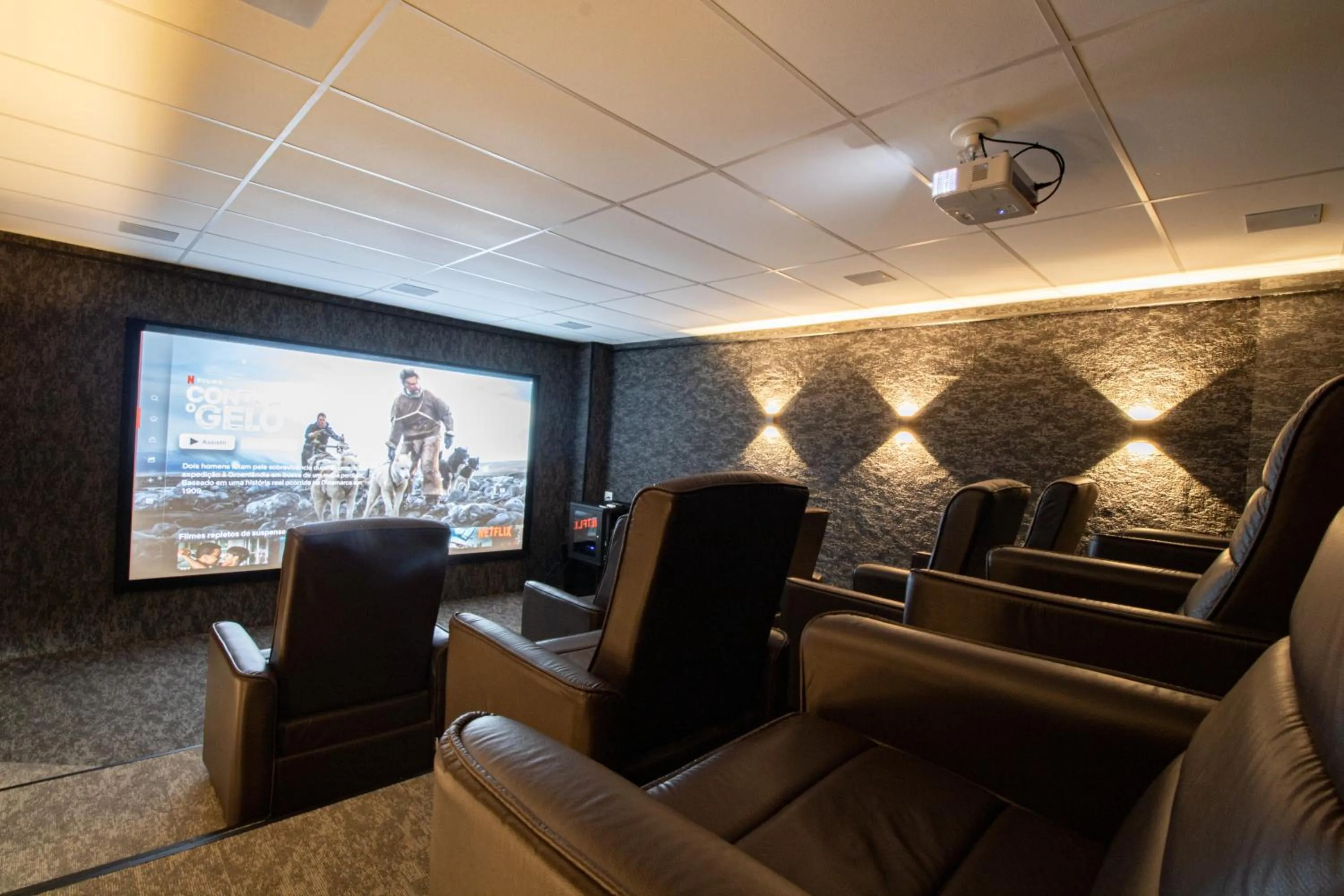 Communal lounge/ TV room in Ipioca Beach Resort Maceió