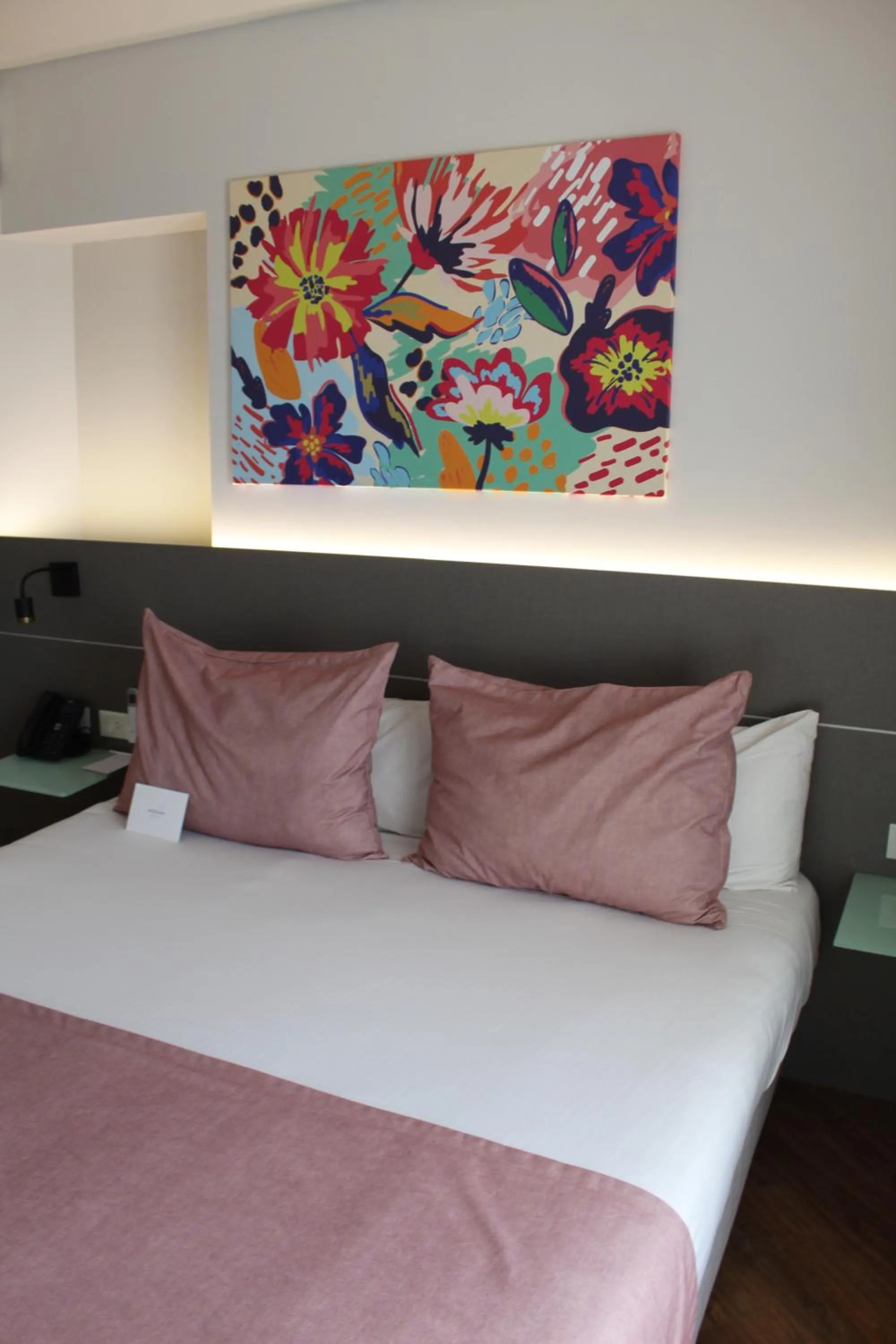 Bed in Mercure Rosario