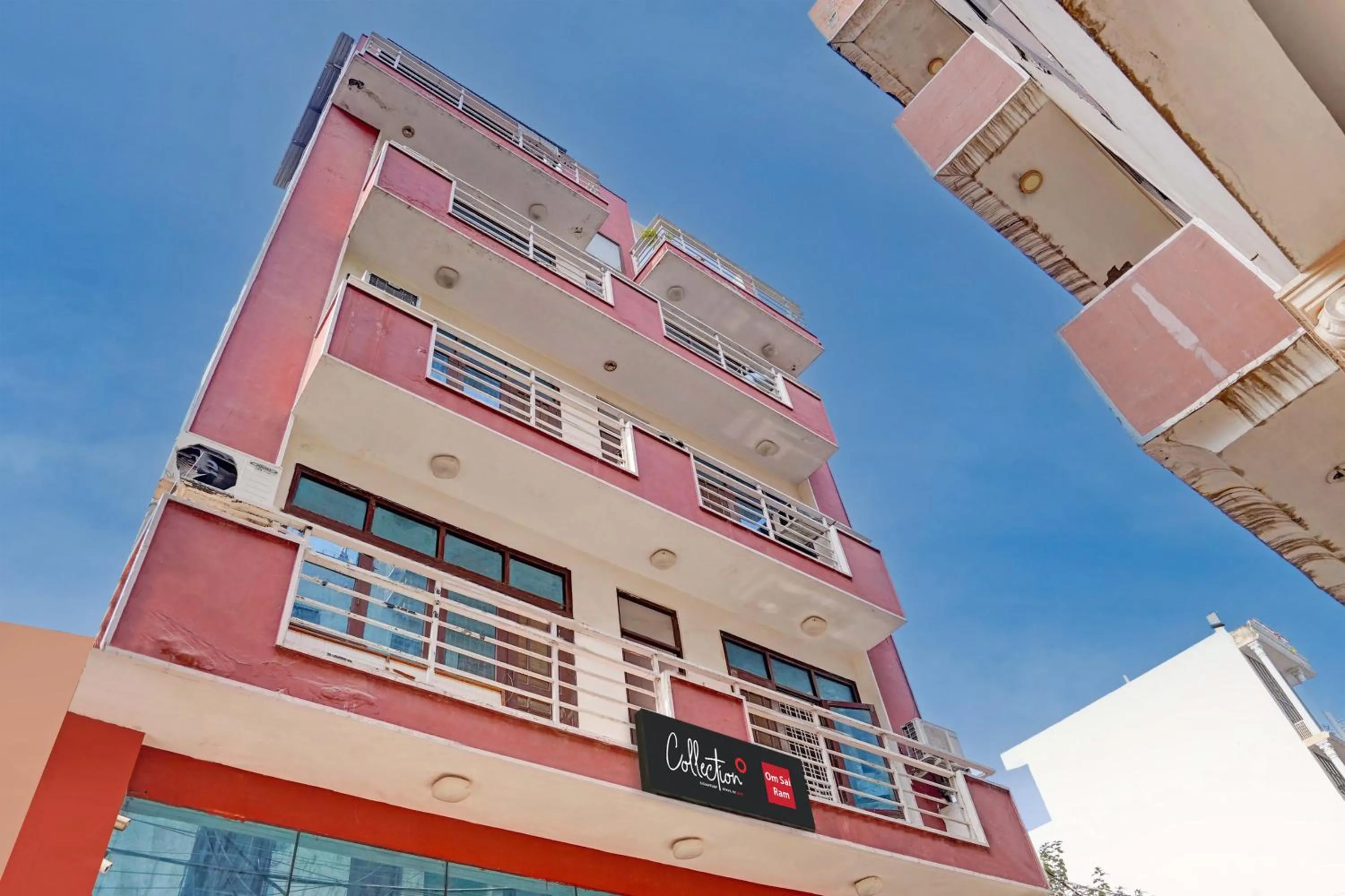 Facade/entrance in Super Hotel O VPS Residency