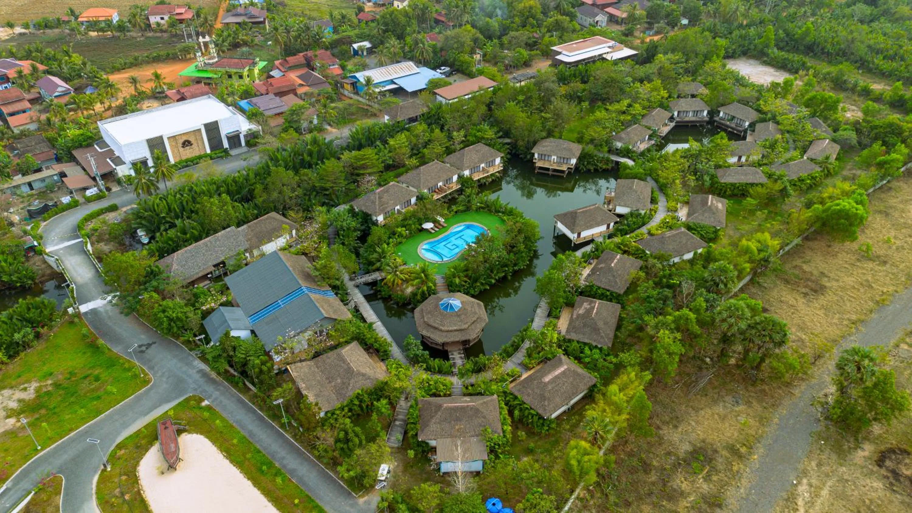 Property building in Good Time Relax Resort