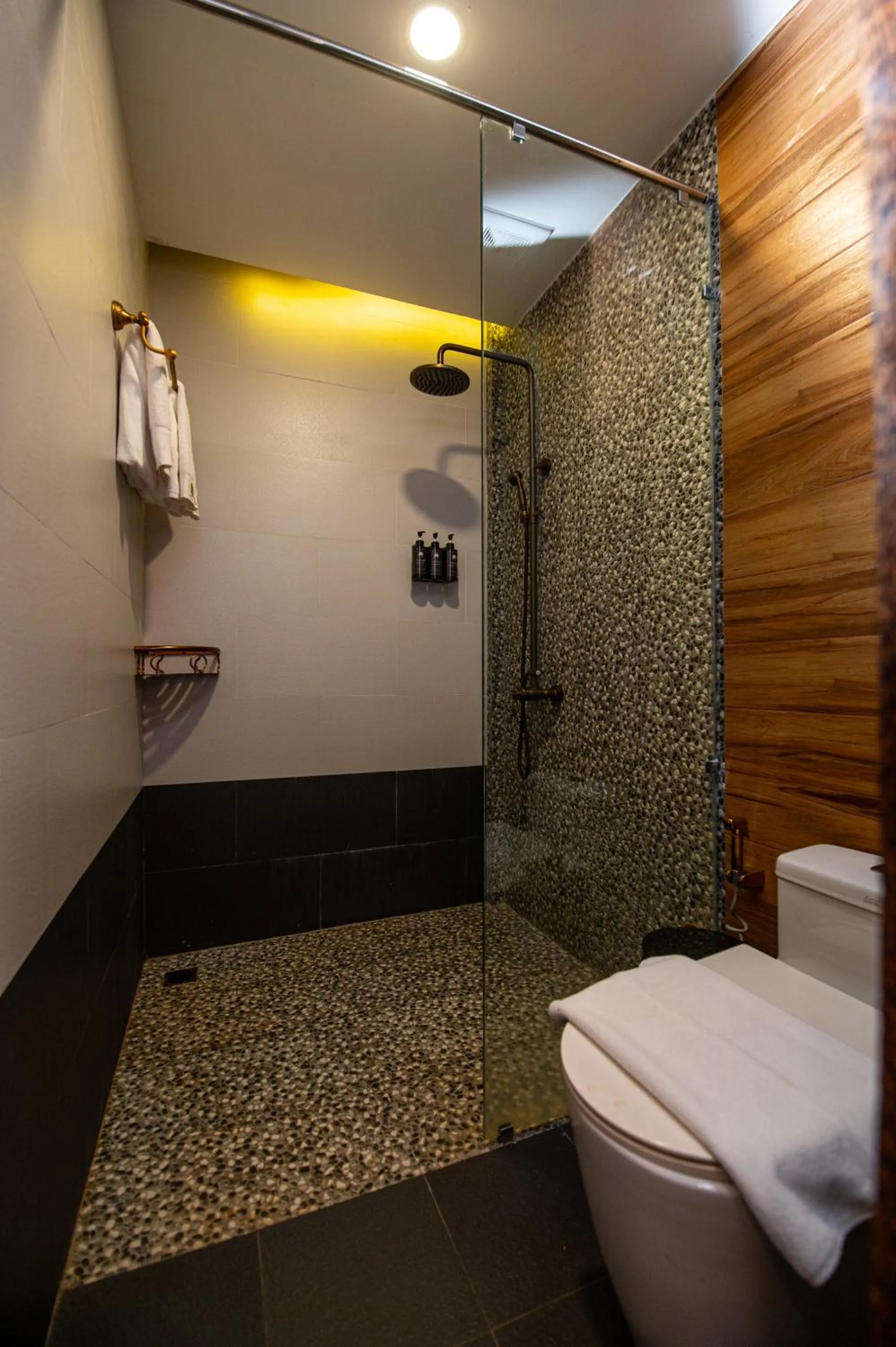 Shower in Good Time Relax Resort