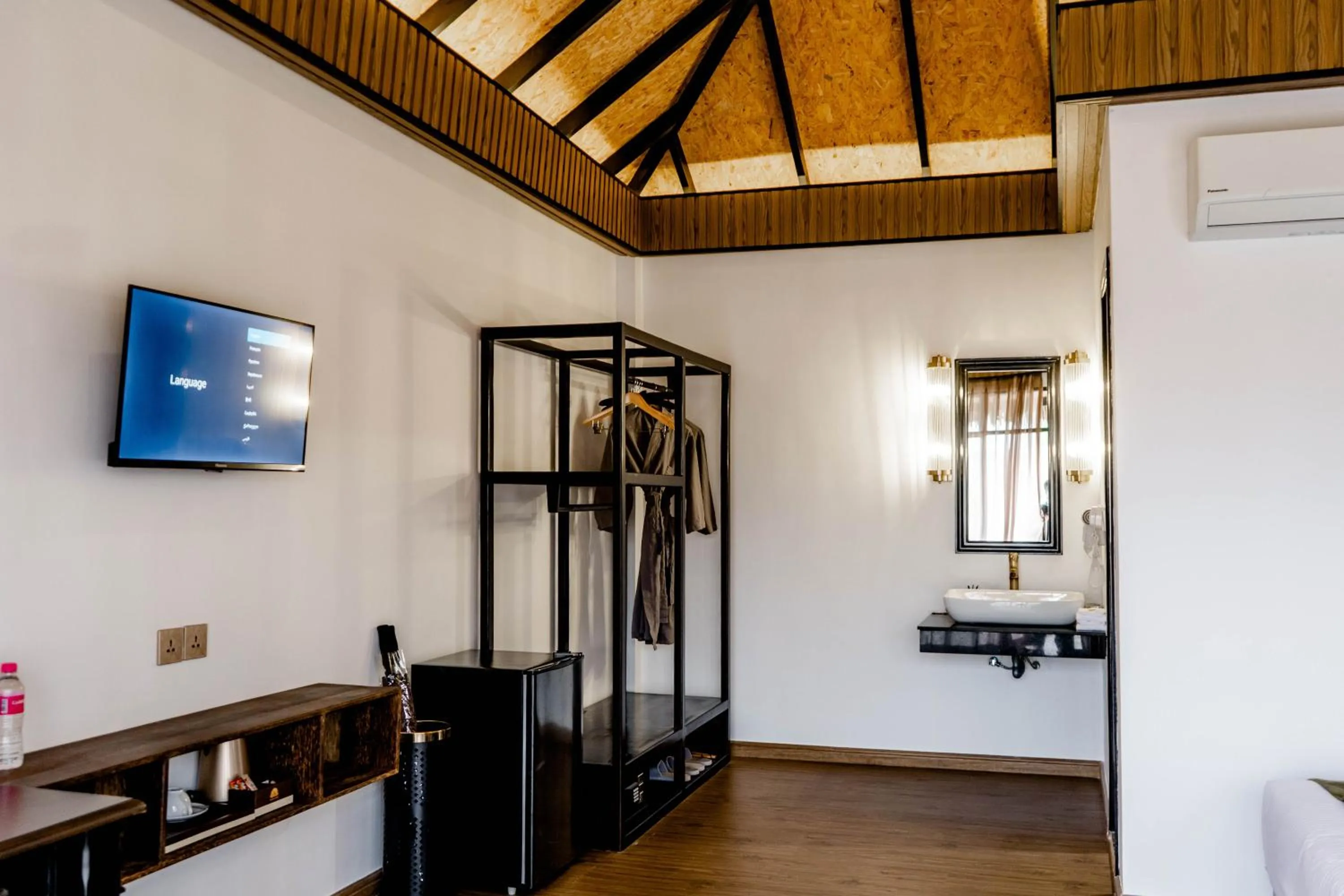 TV and multimedia in Good Time Relax Resort