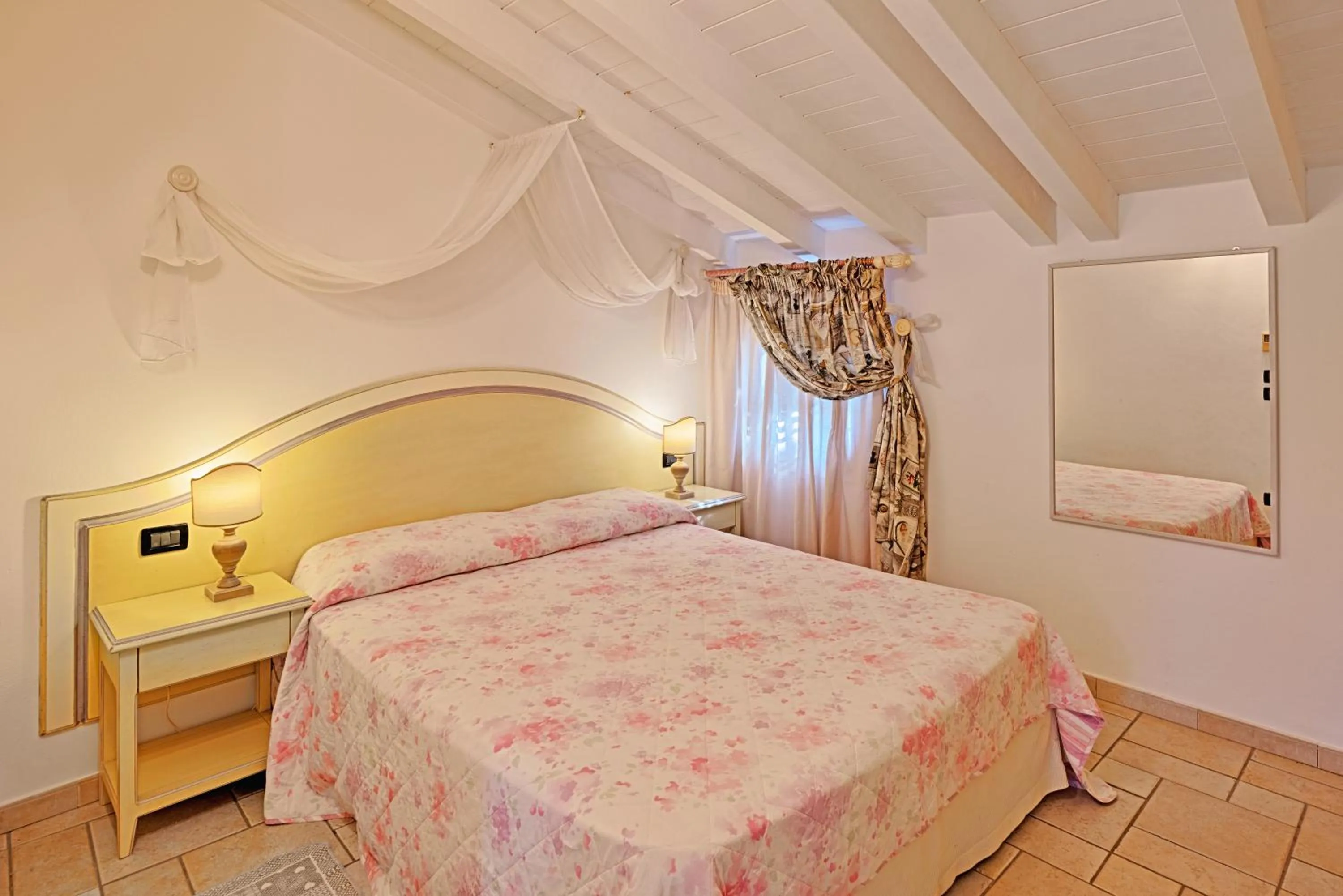 Bed in Casa Vacanze Nel Giardino di Renzo