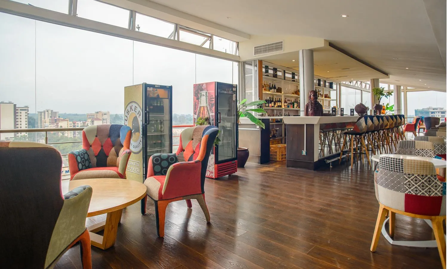 Lounge or bar in Diamond Plaza Apartments