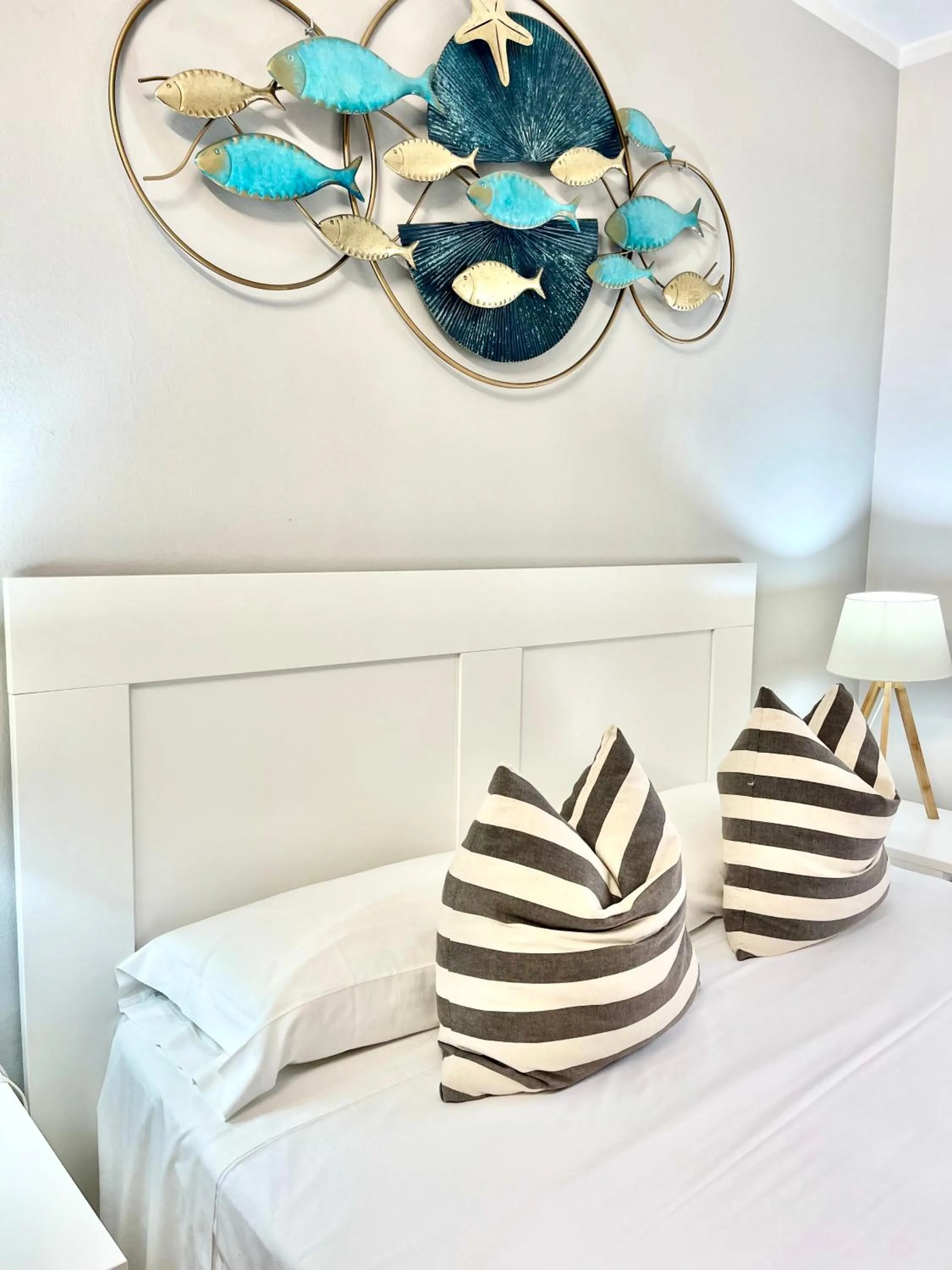 Bed in LA MER BLEUE, Boutique Apartament with free parking, full equipped in Fenals Beach