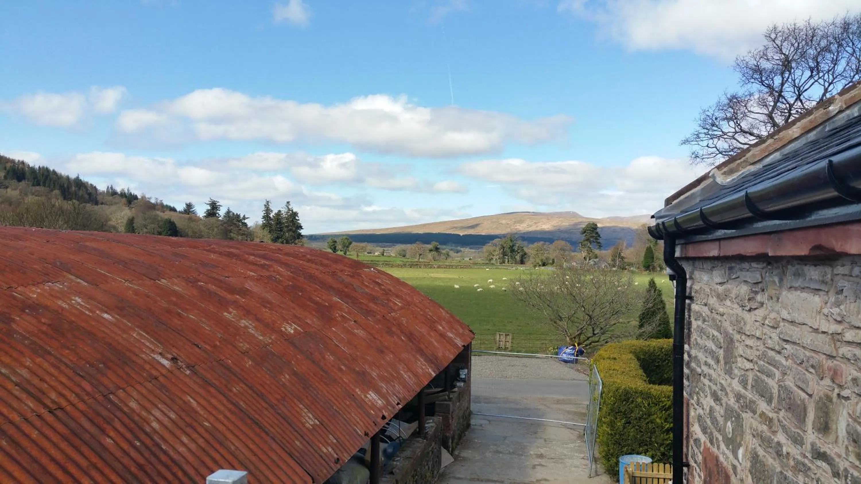 One-Bedroom House in Auchendennan Farm Self Catering Cottages