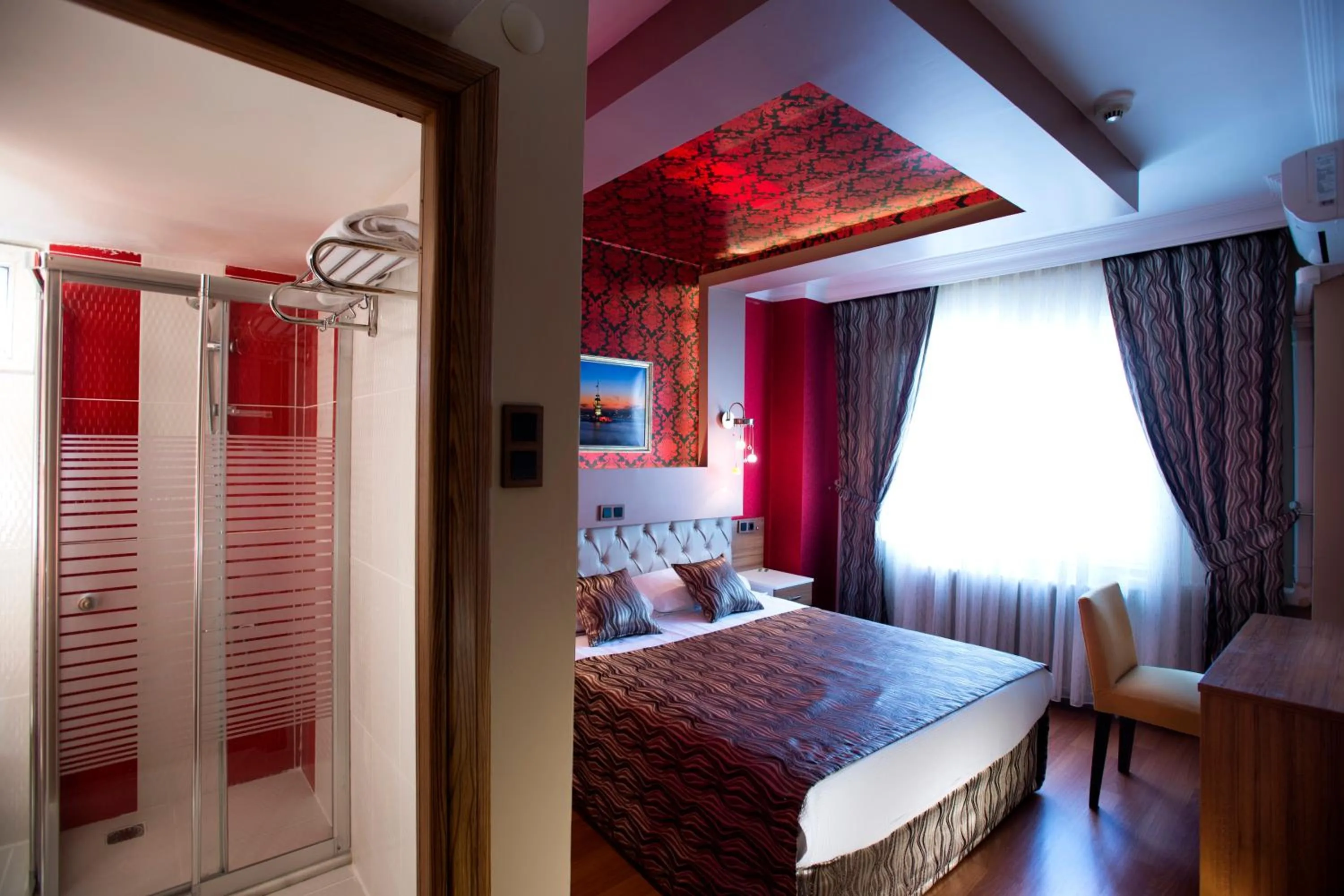 Photo of the whole room, Bed in Şirin Hotel