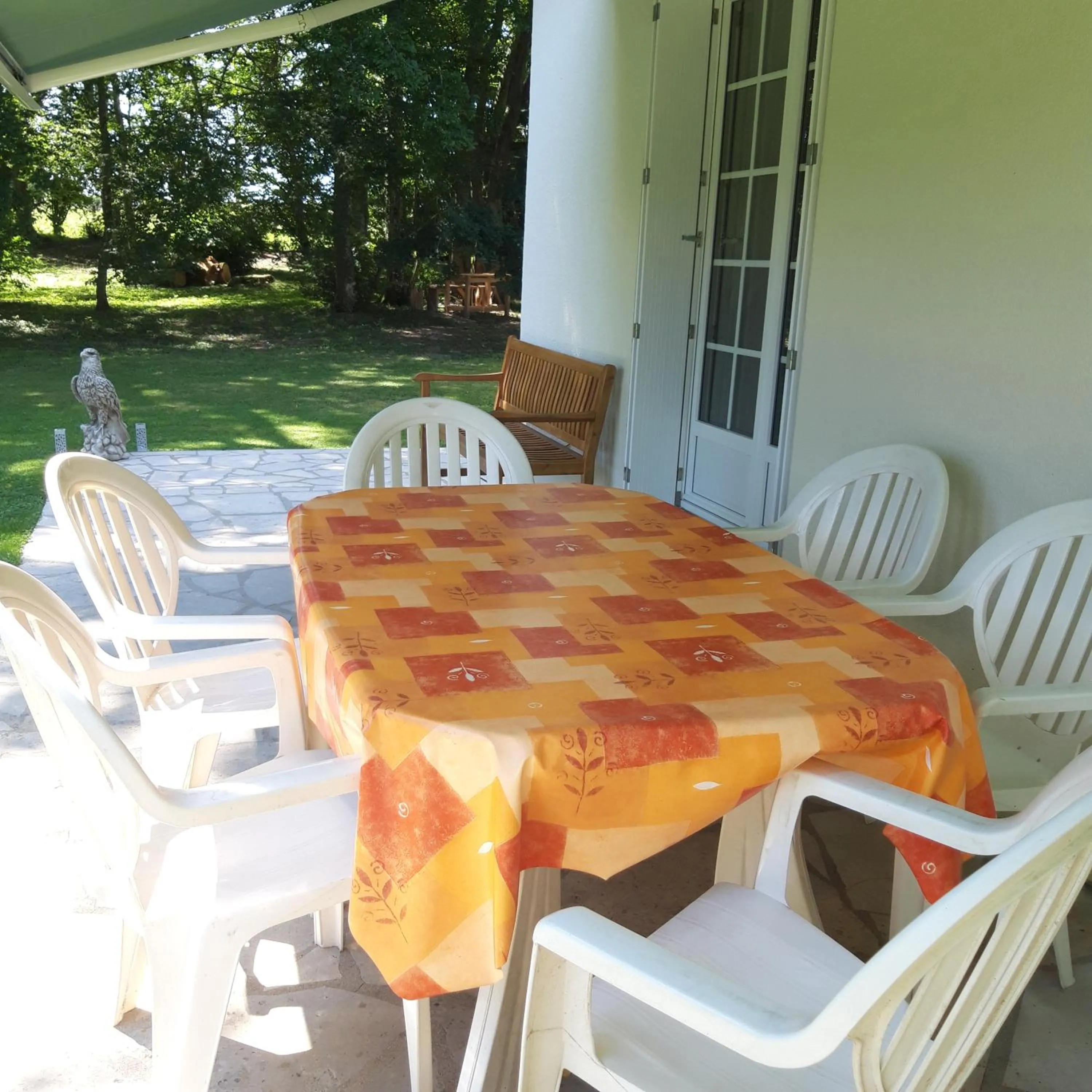 Patio in L'EDEN proche du Zoo de Beauval de Saint Aignan