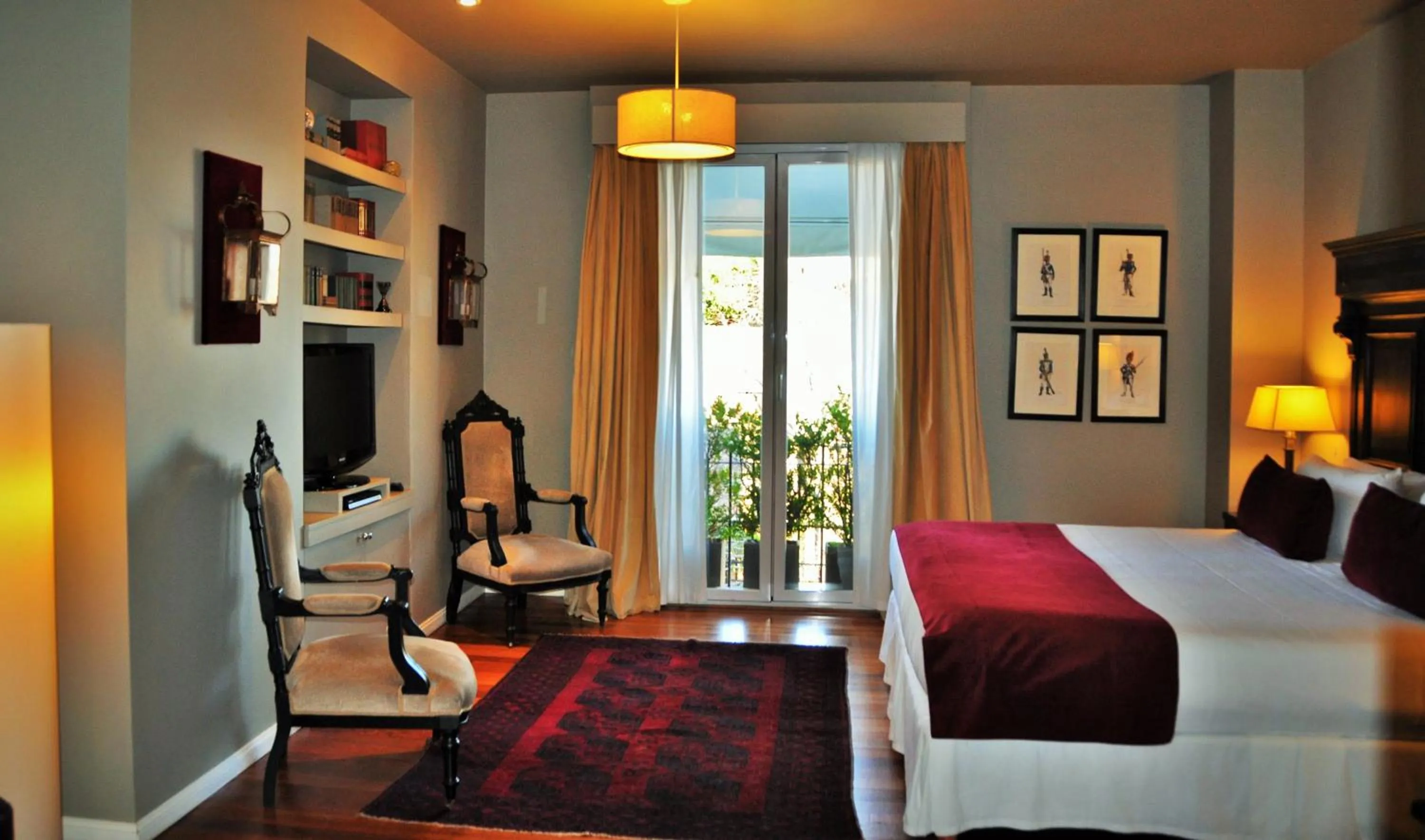 Photo of the whole room, Bed in Legado Mitico Buenos Aires
