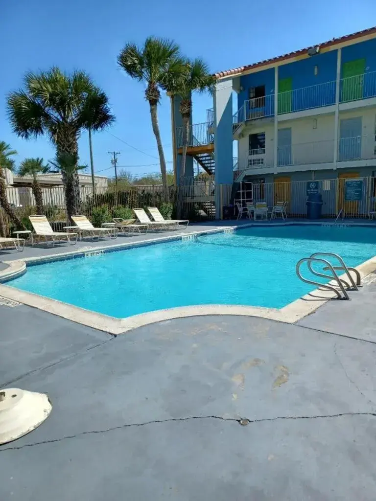 Property building in Hotel Palm Bliss Corpus Christi South Property building in Hotel Palm Bliss Corpus Christi South
