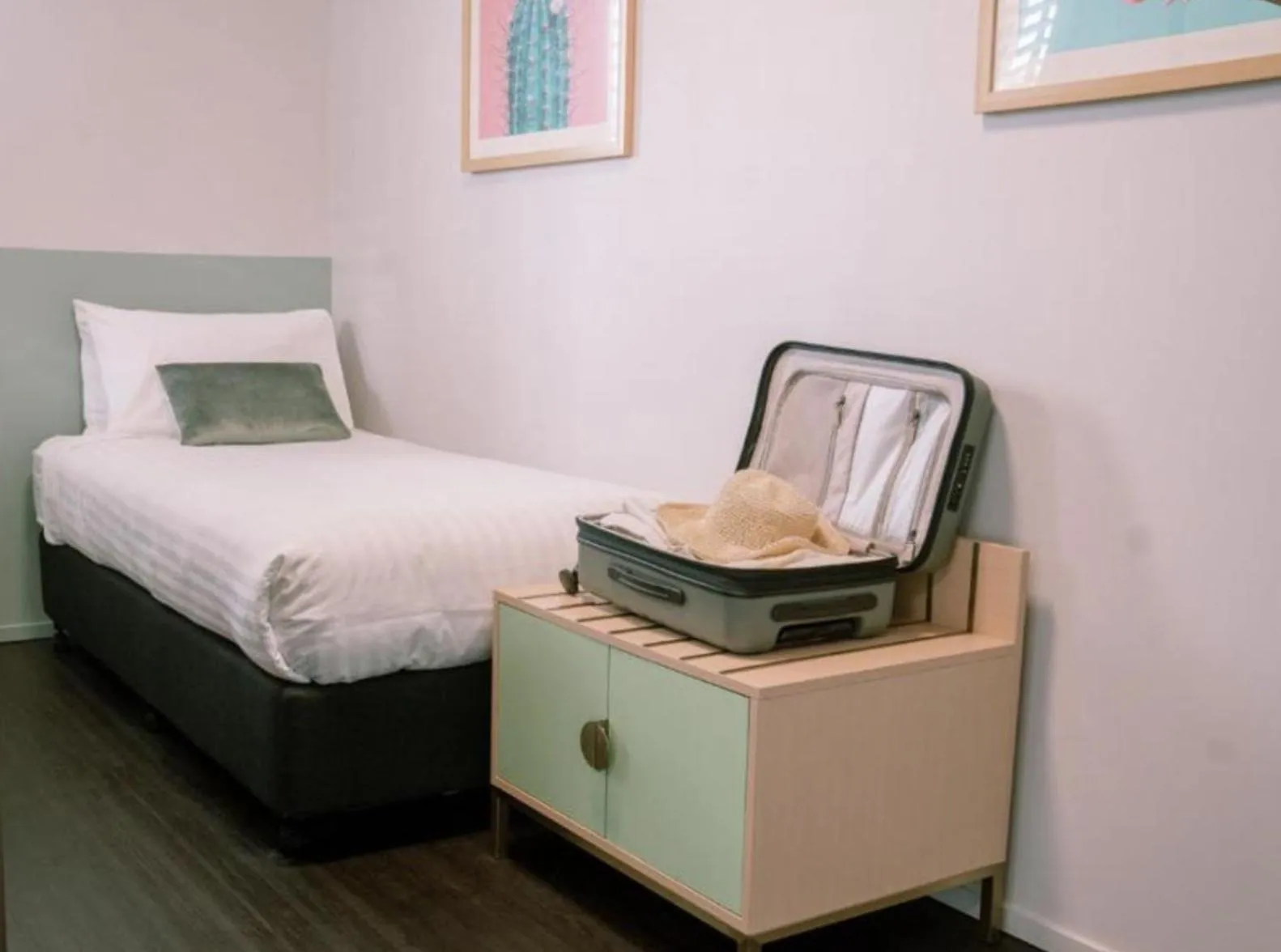 Bed in Vali by Village