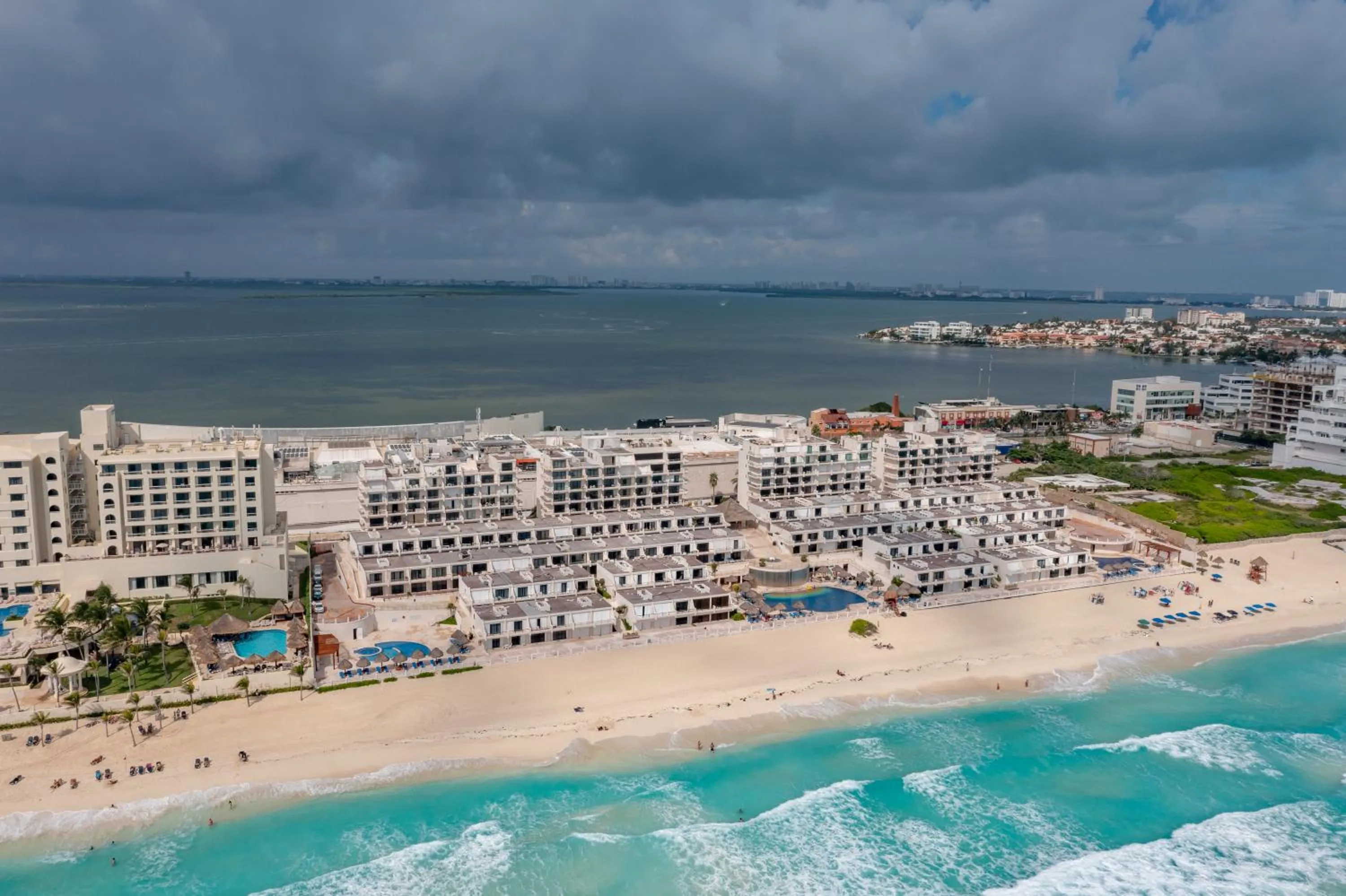 Bird's eye view in Amazing Caribbean Ocean view at Villas Marlin in Cancun