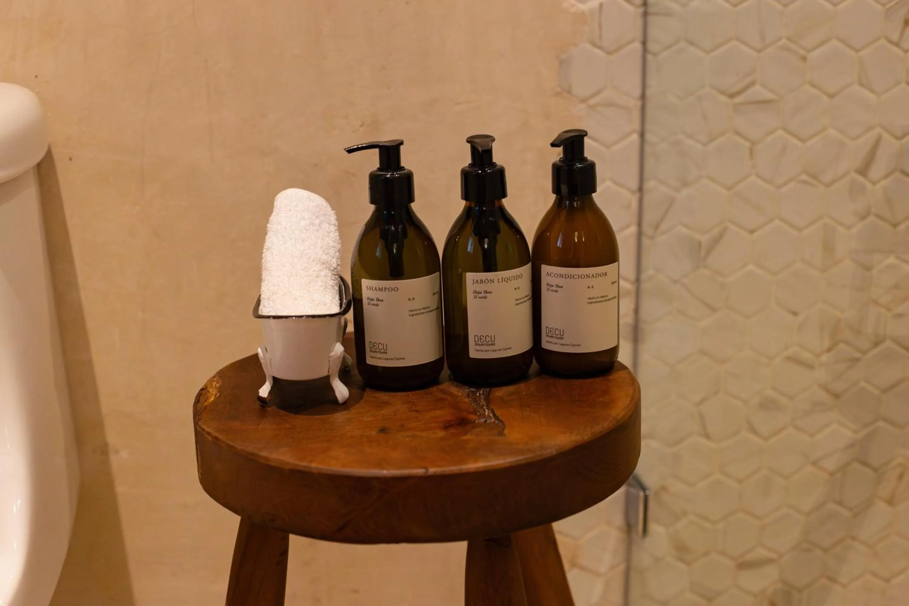 Bathroom in DECU DOWNTOWN