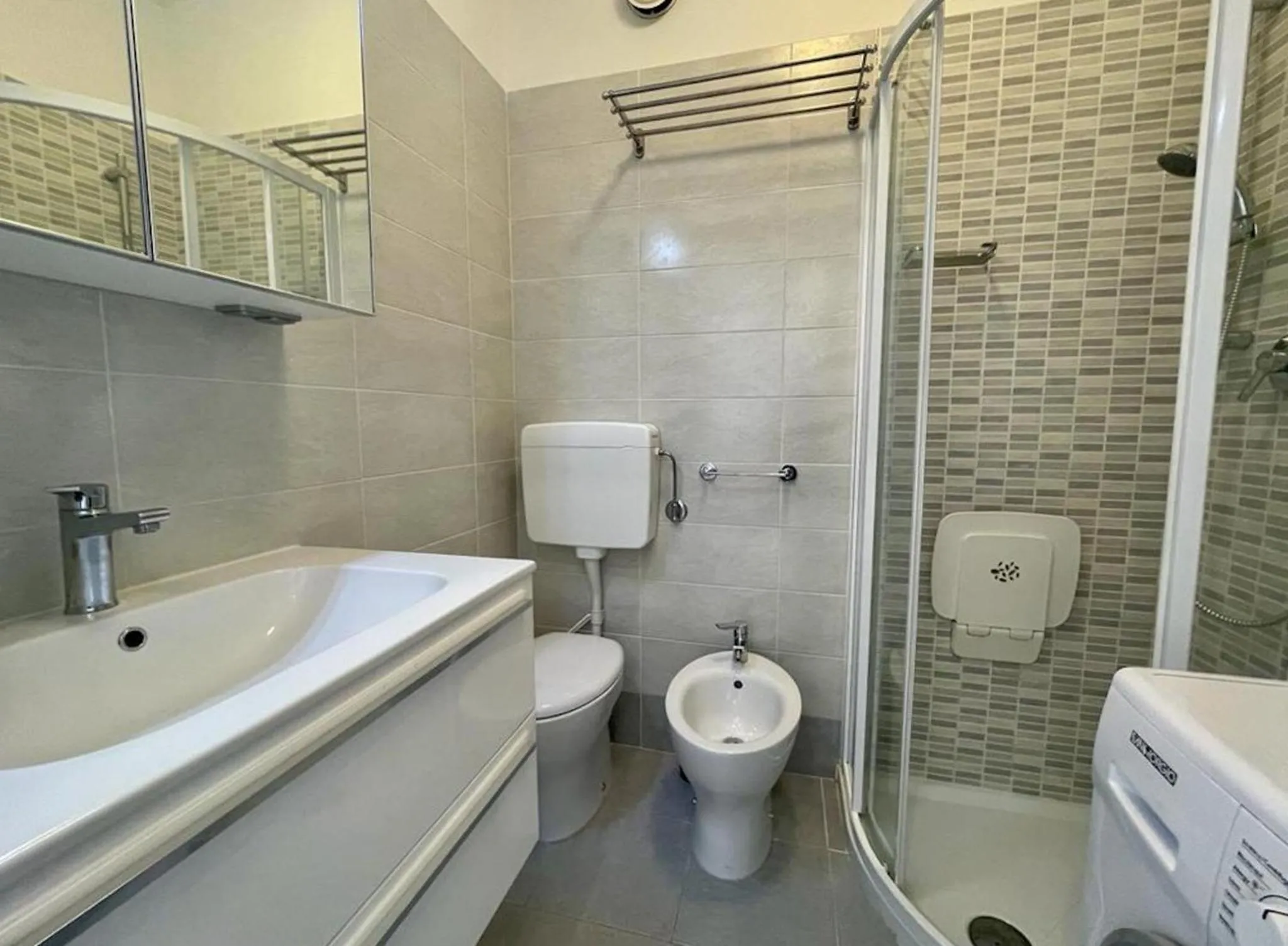 Precious sea view apartment