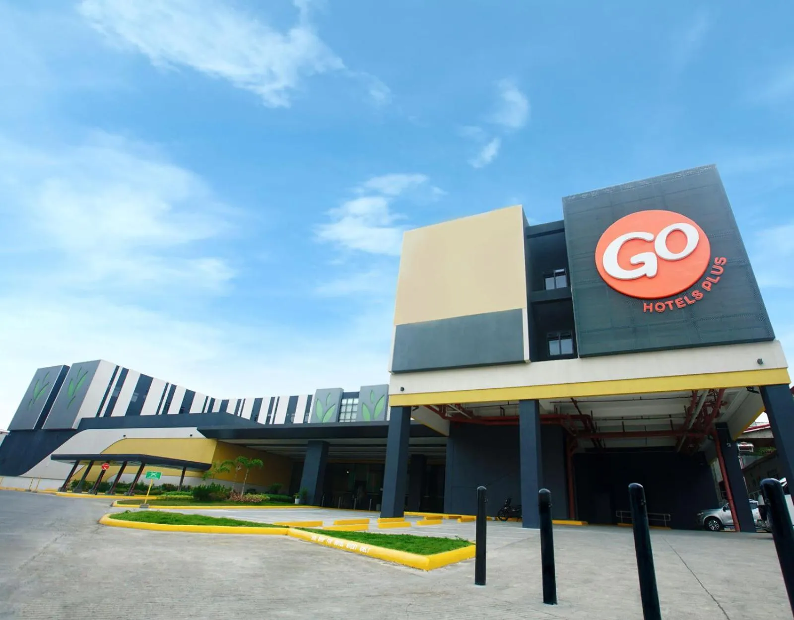Facade/entrance in Go Hotels Plus Tuguegarao