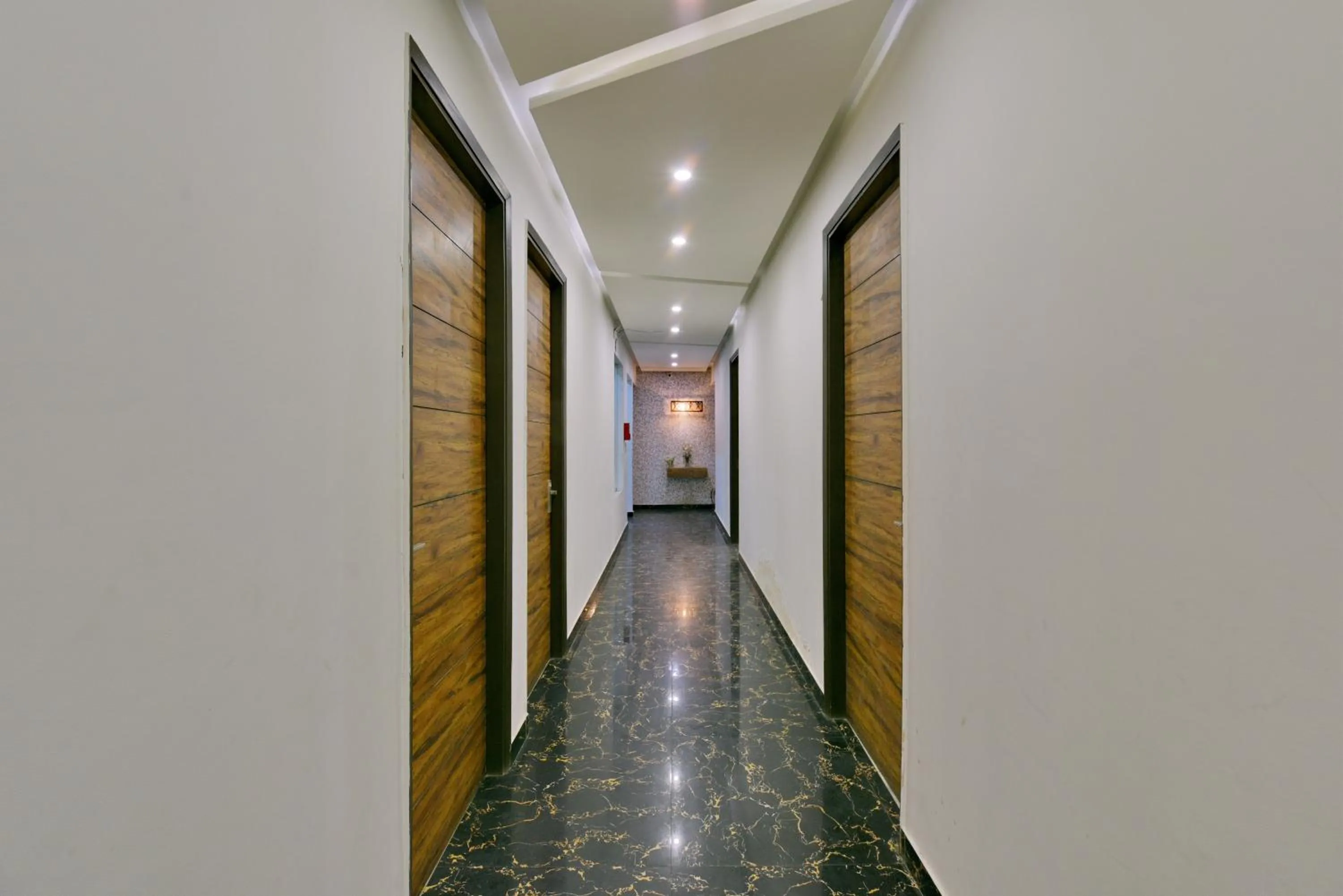 Balcony/Terrace in Hotel Fortune Inn By F9 Hotels