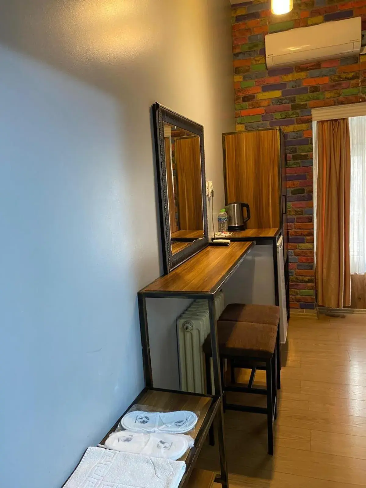 Photo of the whole room in Dünya Otel Adana Photo of the whole room in Dünya Otel Adana