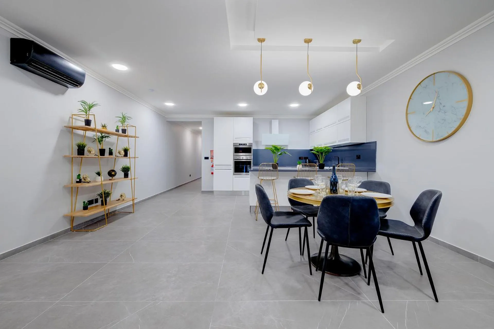 Art Deco Apartment in Central Sliema by Buena Vista