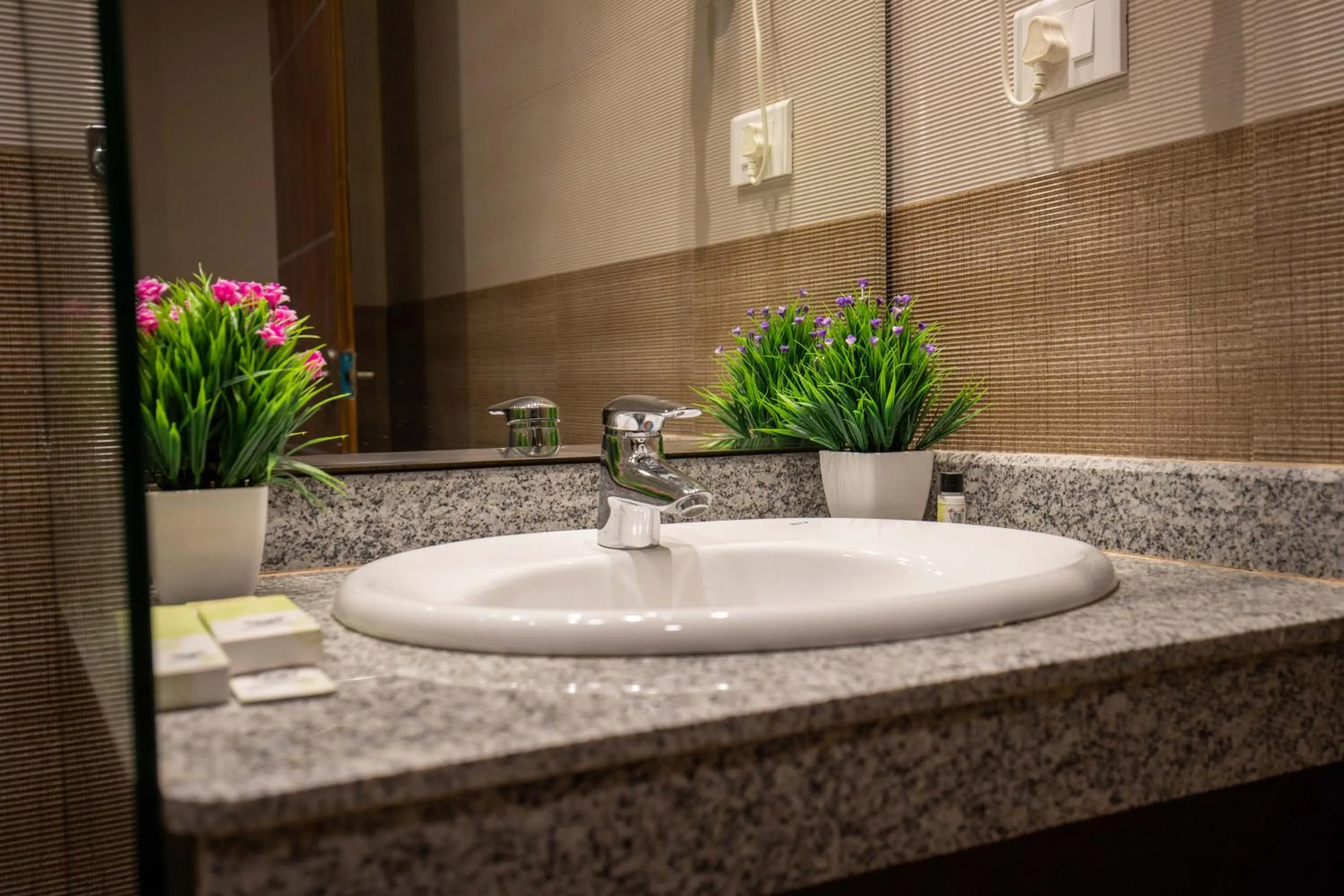 Bathroom in Hotel Palm International