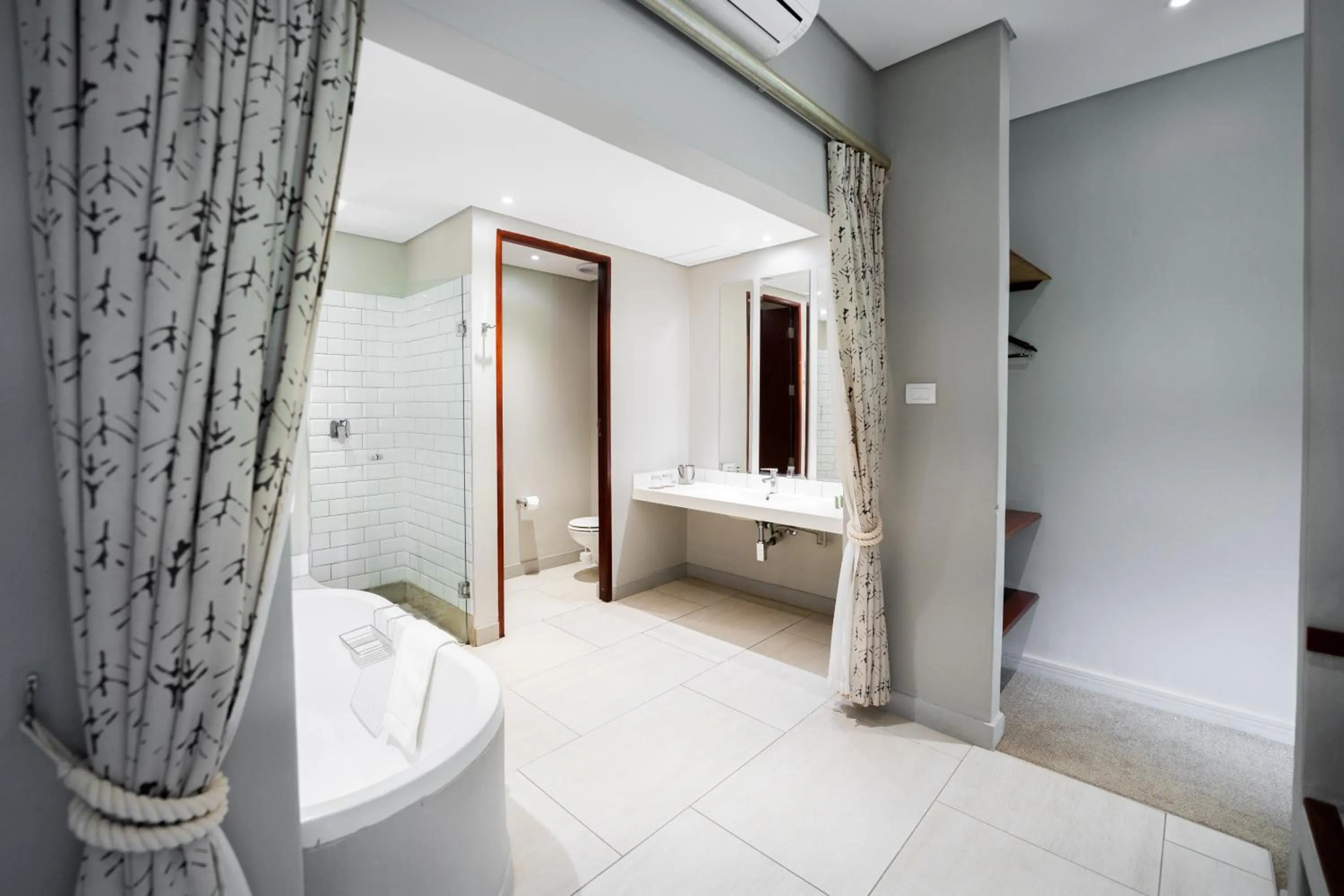 Bathroom, Bed in Chobe Safari Lodges