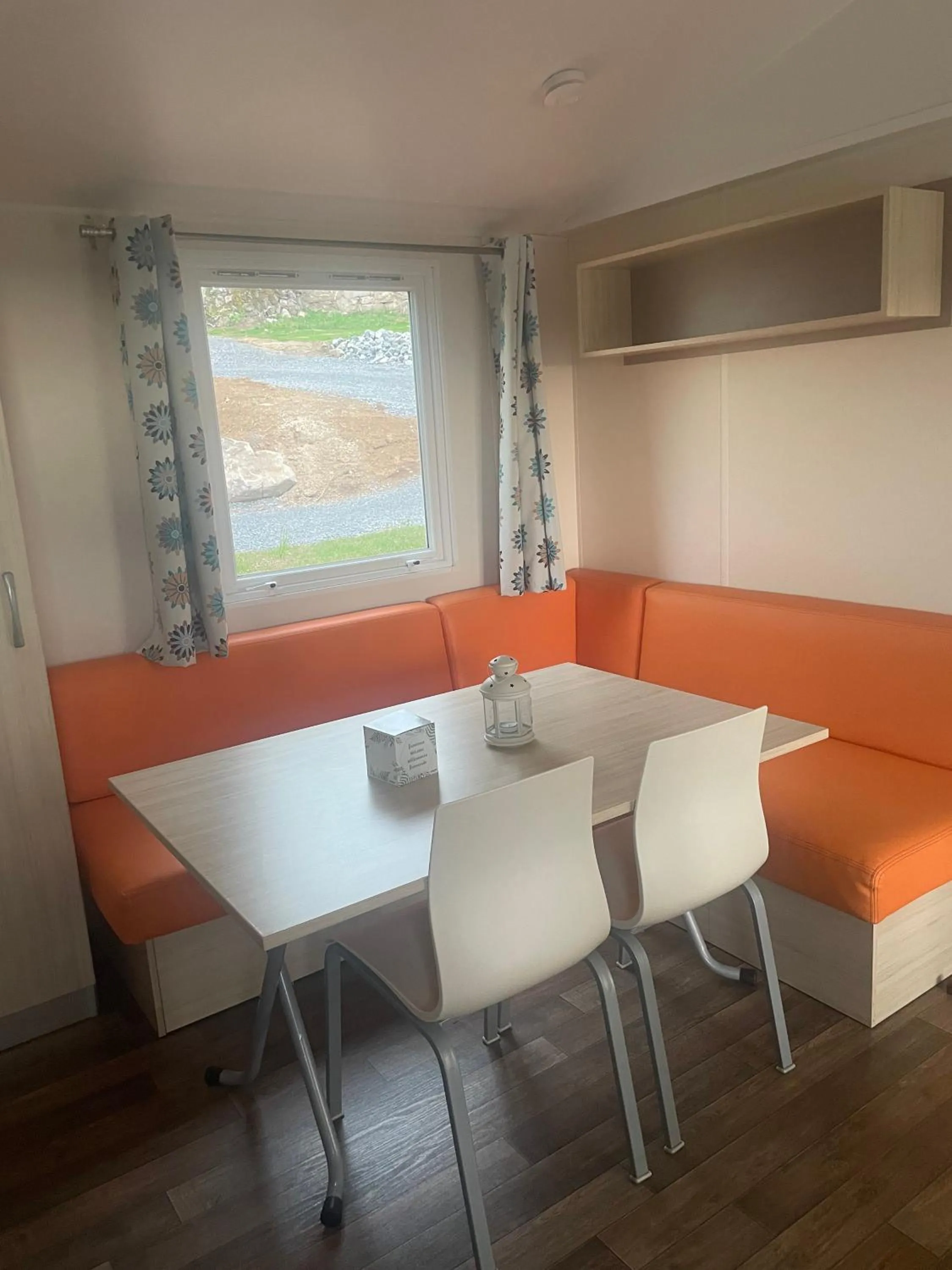 Dining area in Le clos de Banes