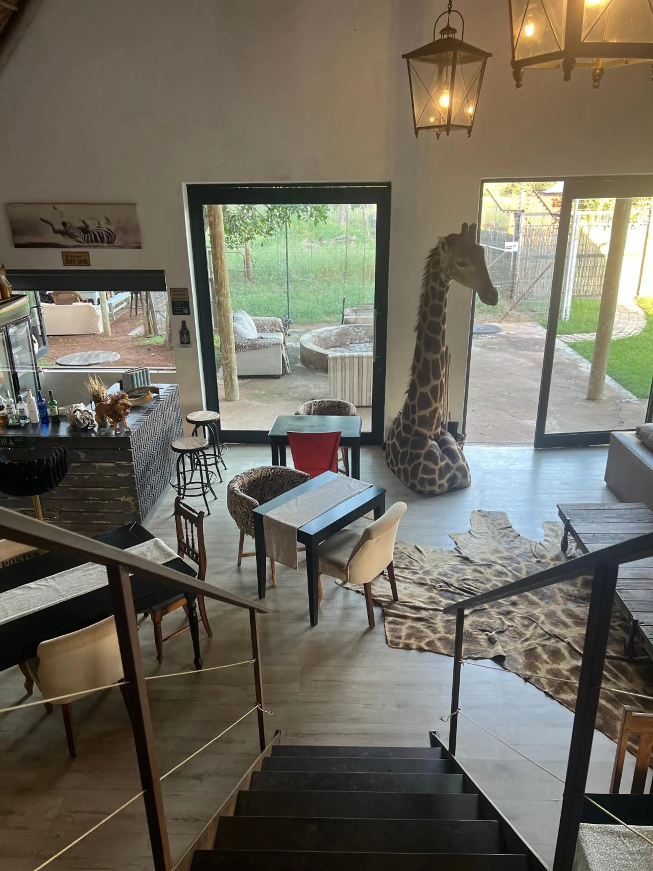 Restaurant/places to eat in Simba Safaris African Pride Exotic Lodge