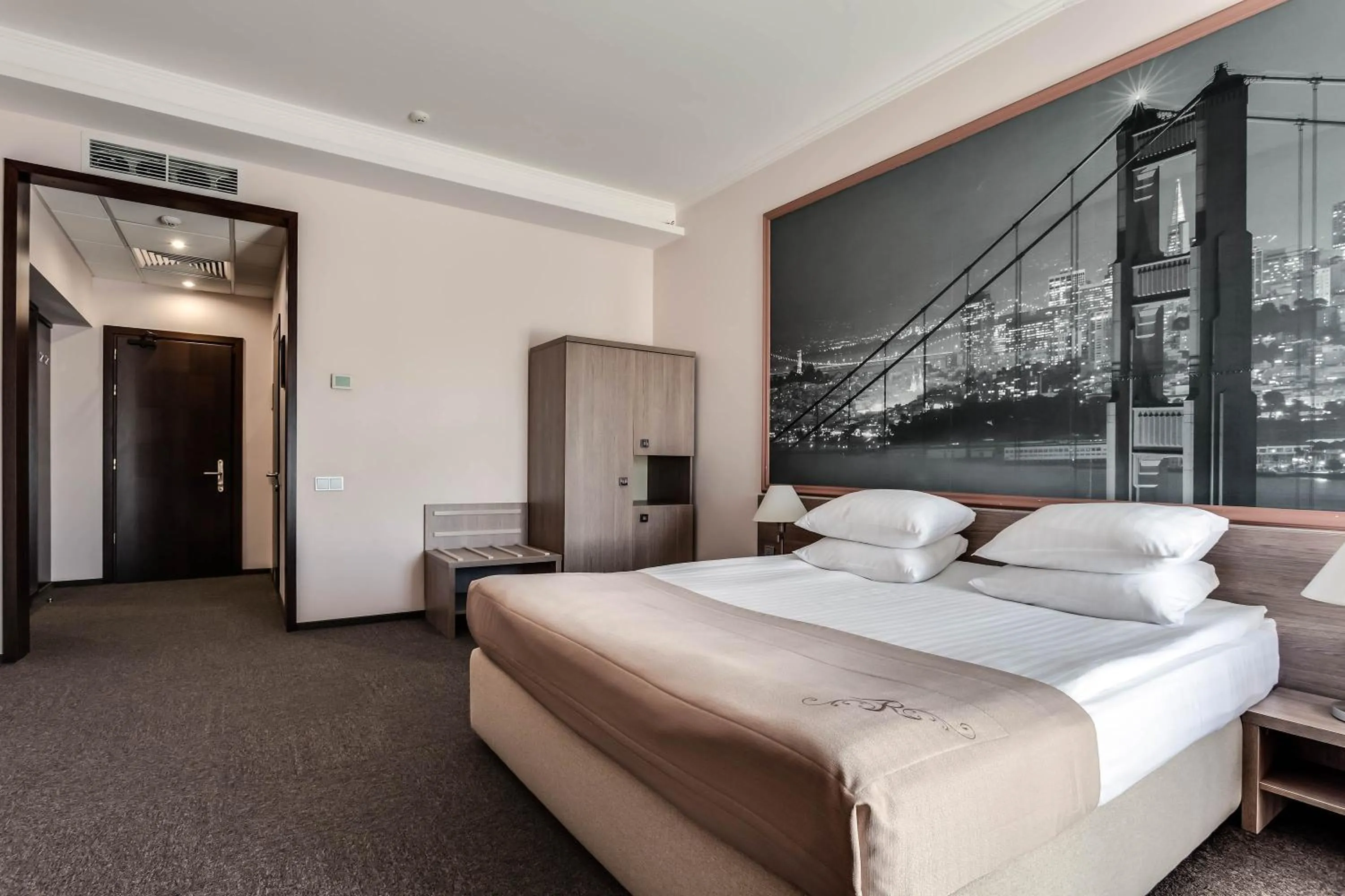 Bed in Rius Hotel Lviv