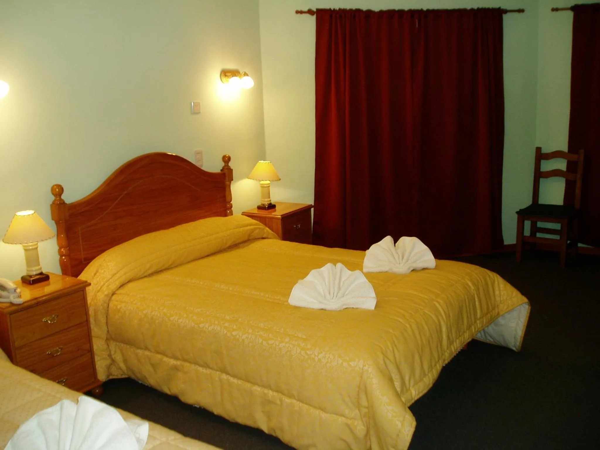 Photo of the whole room, Bed in Kelta Hotel El Calafate