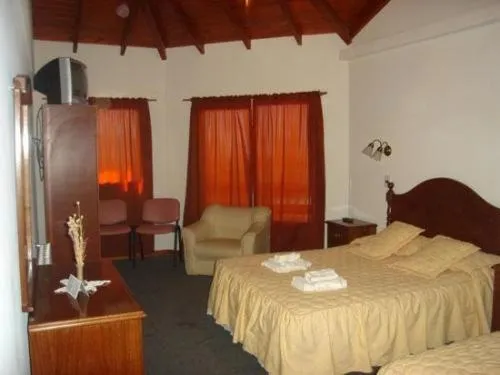 Photo of the whole room, Bed in Kelta Hotel El Calafate