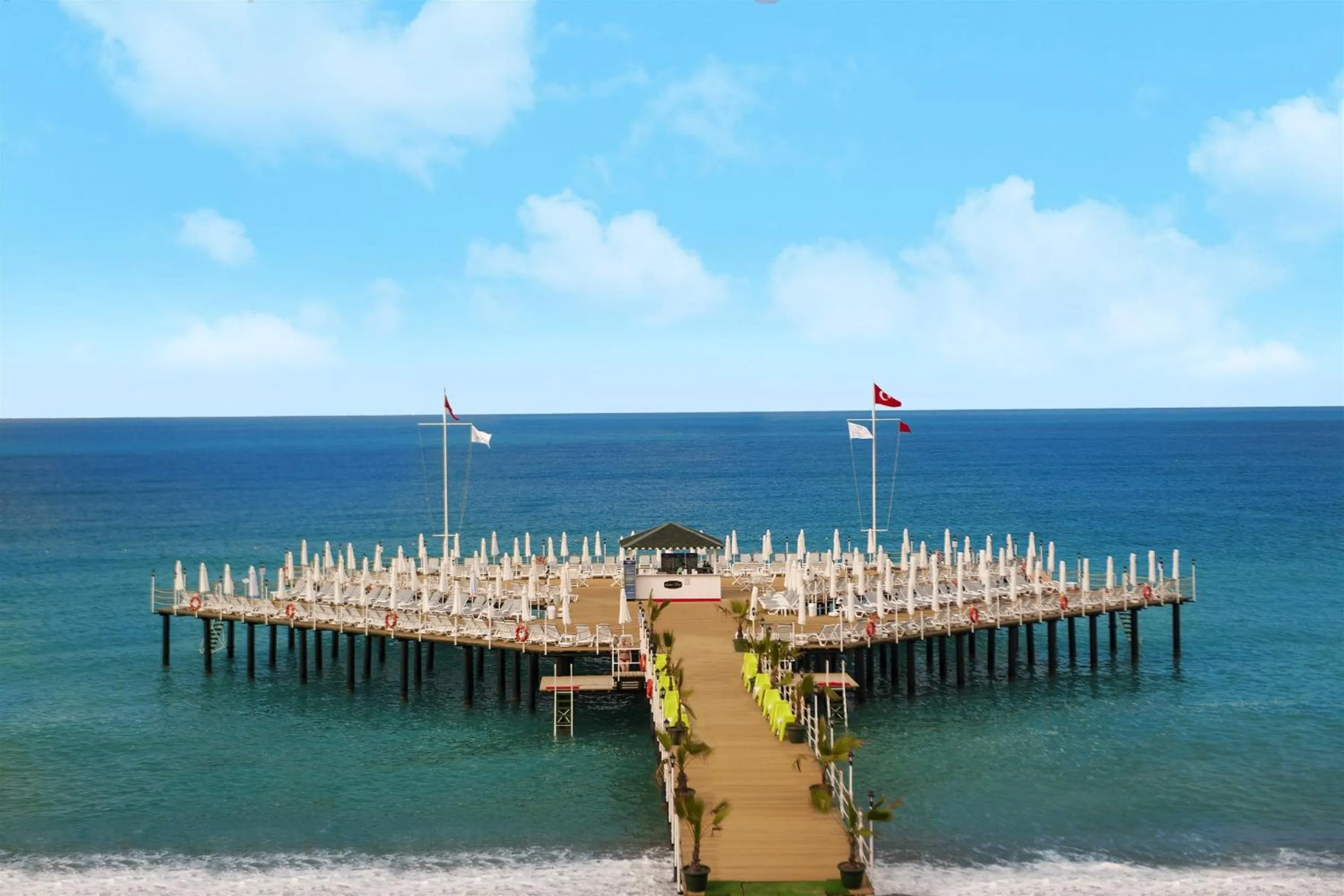 Beach in Botanik Platinum Hotel