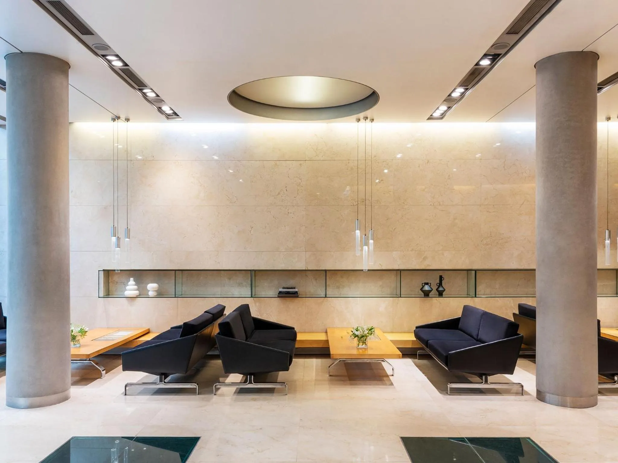 Property building in HTL Urbano