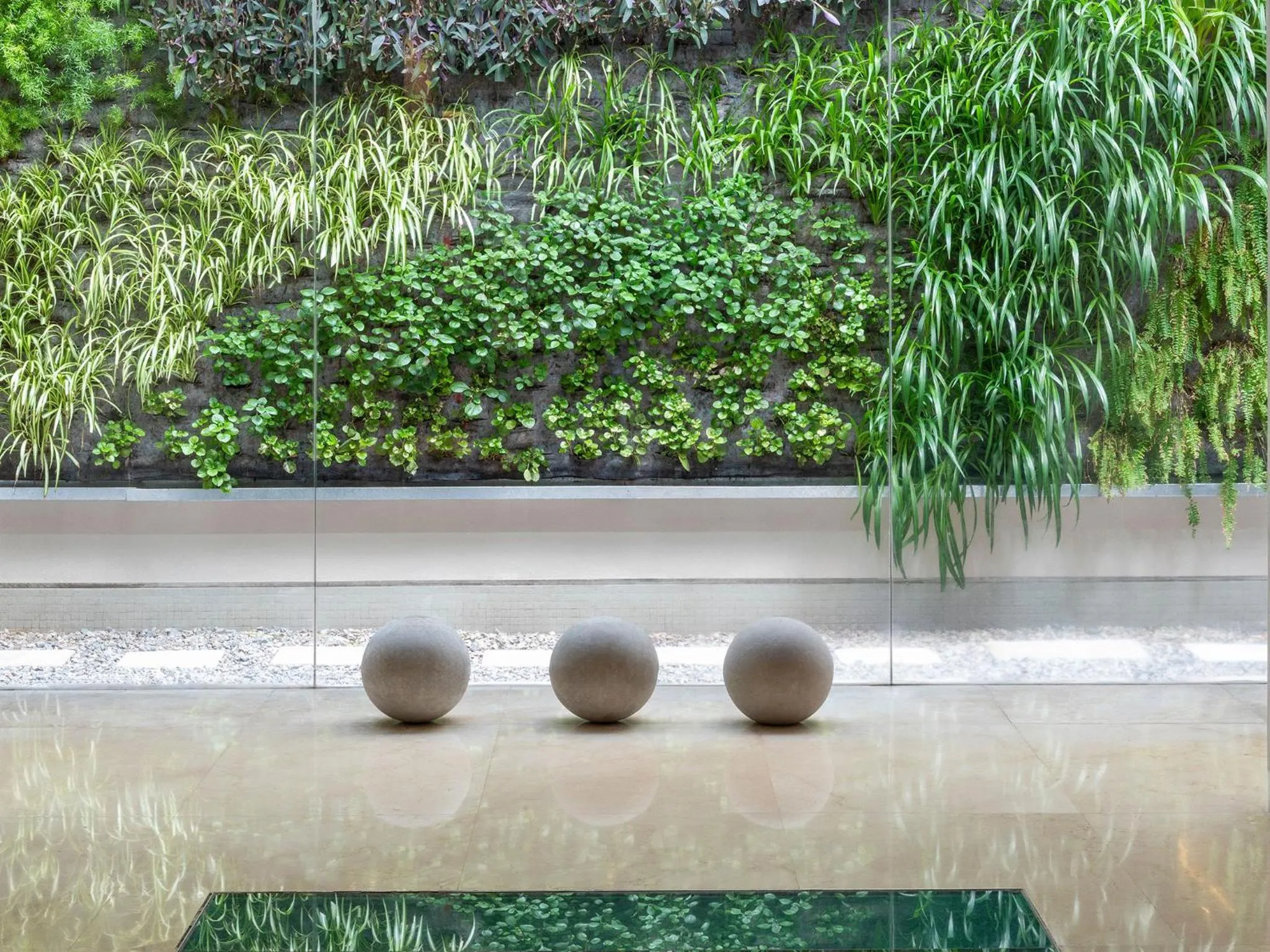 Property building in HTL Urbano