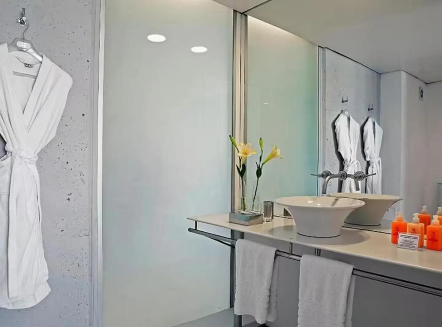 Bathroom in Design cE - Hotel Boutique de Diseño