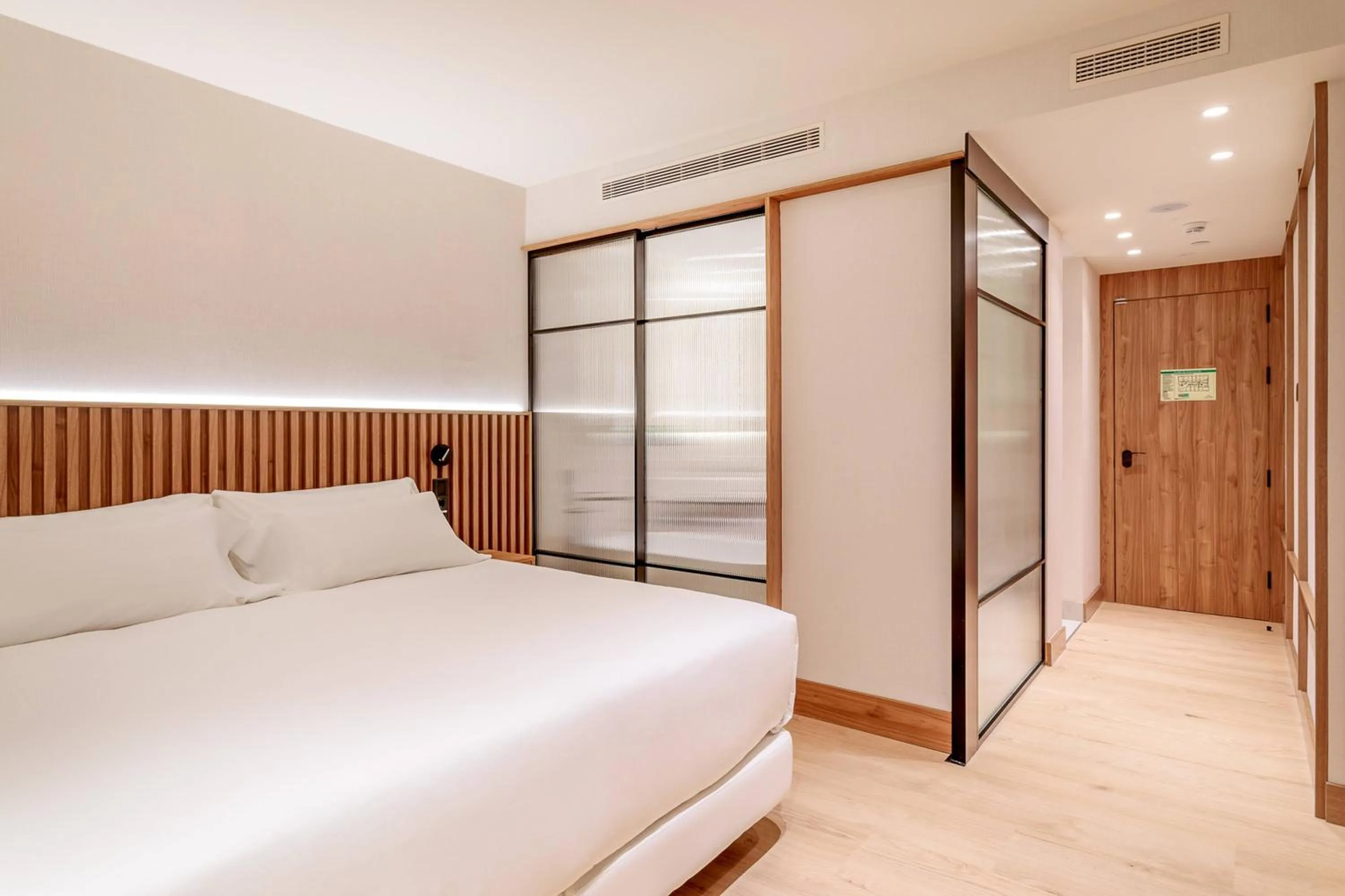 Bed in Hotel Murcia Rincón de Pepe Affiliated by Meliá