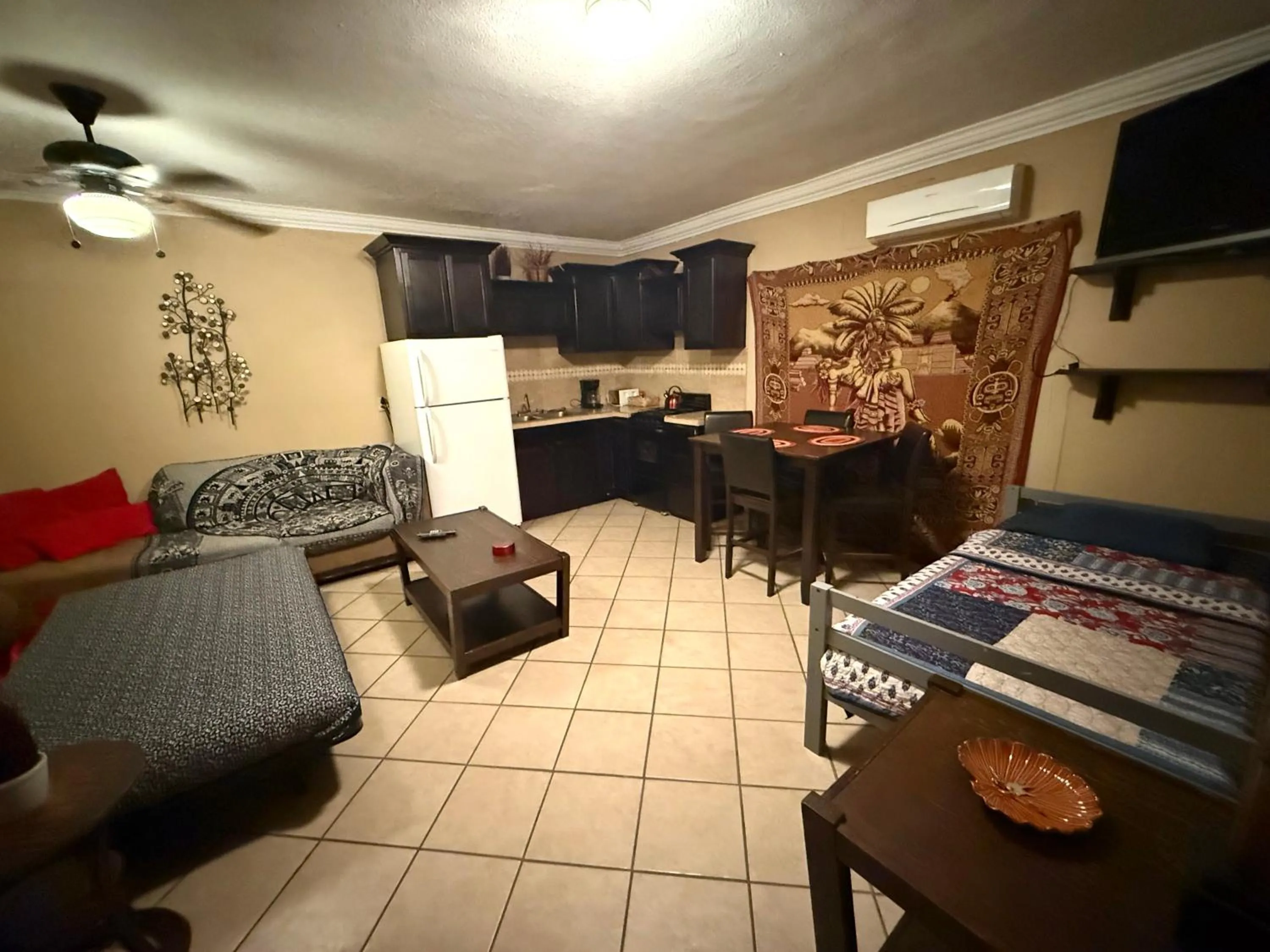 TV and multimedia in San Felipe Place to stay B&B