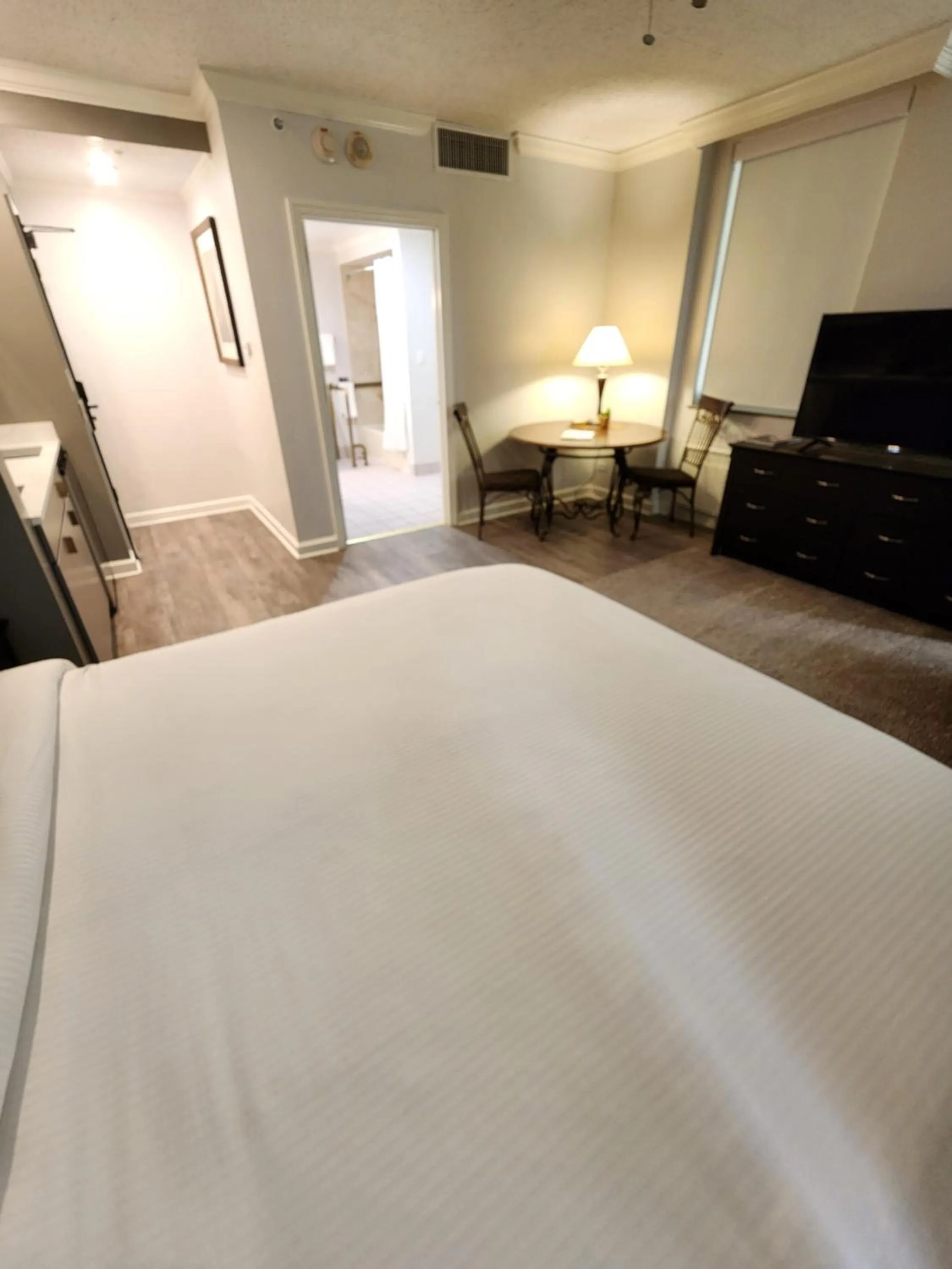 Bed in Hotel Phillips