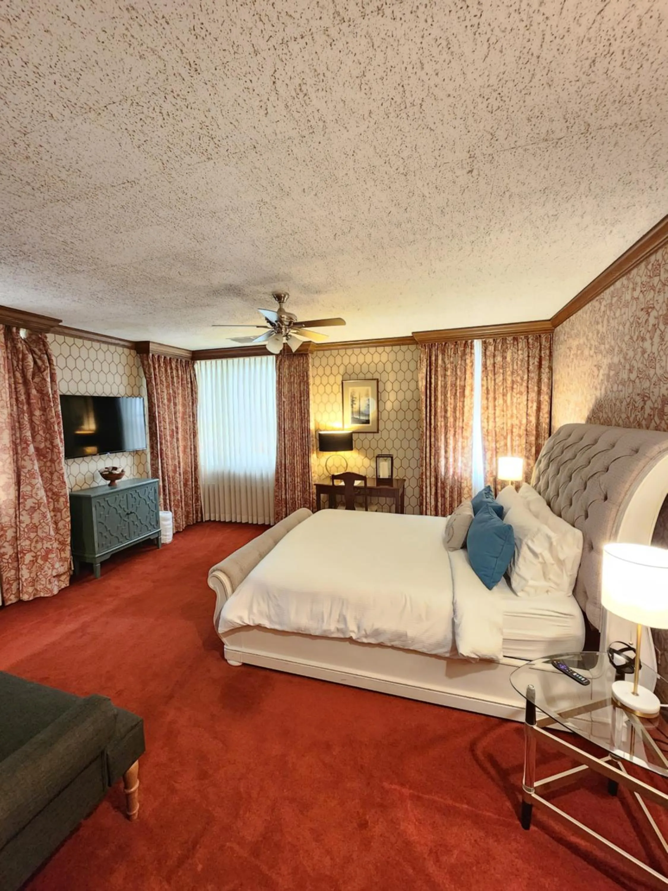 Bed in Hotel Phillips