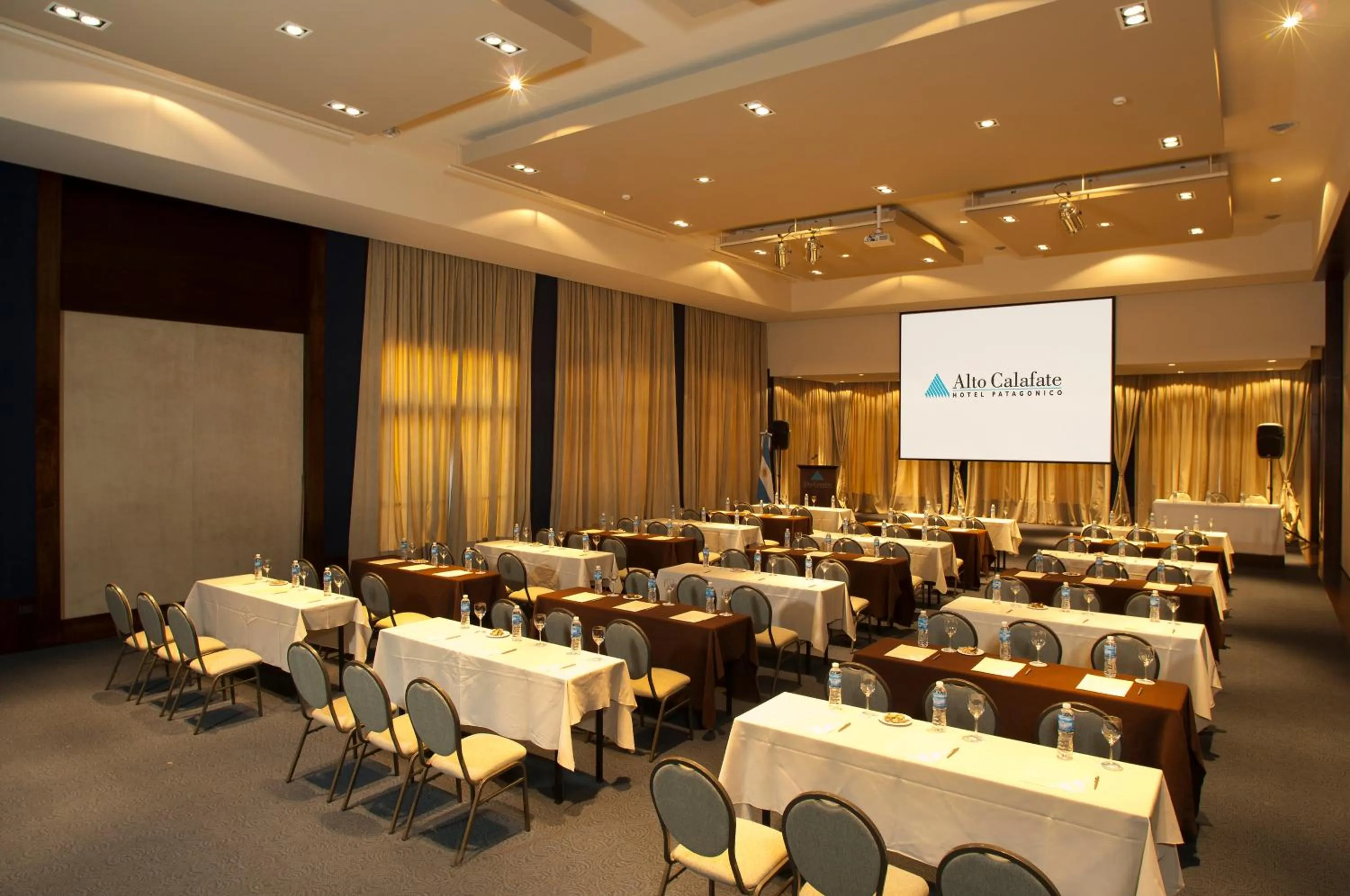 Business facilities in Alto Calafate Hotel